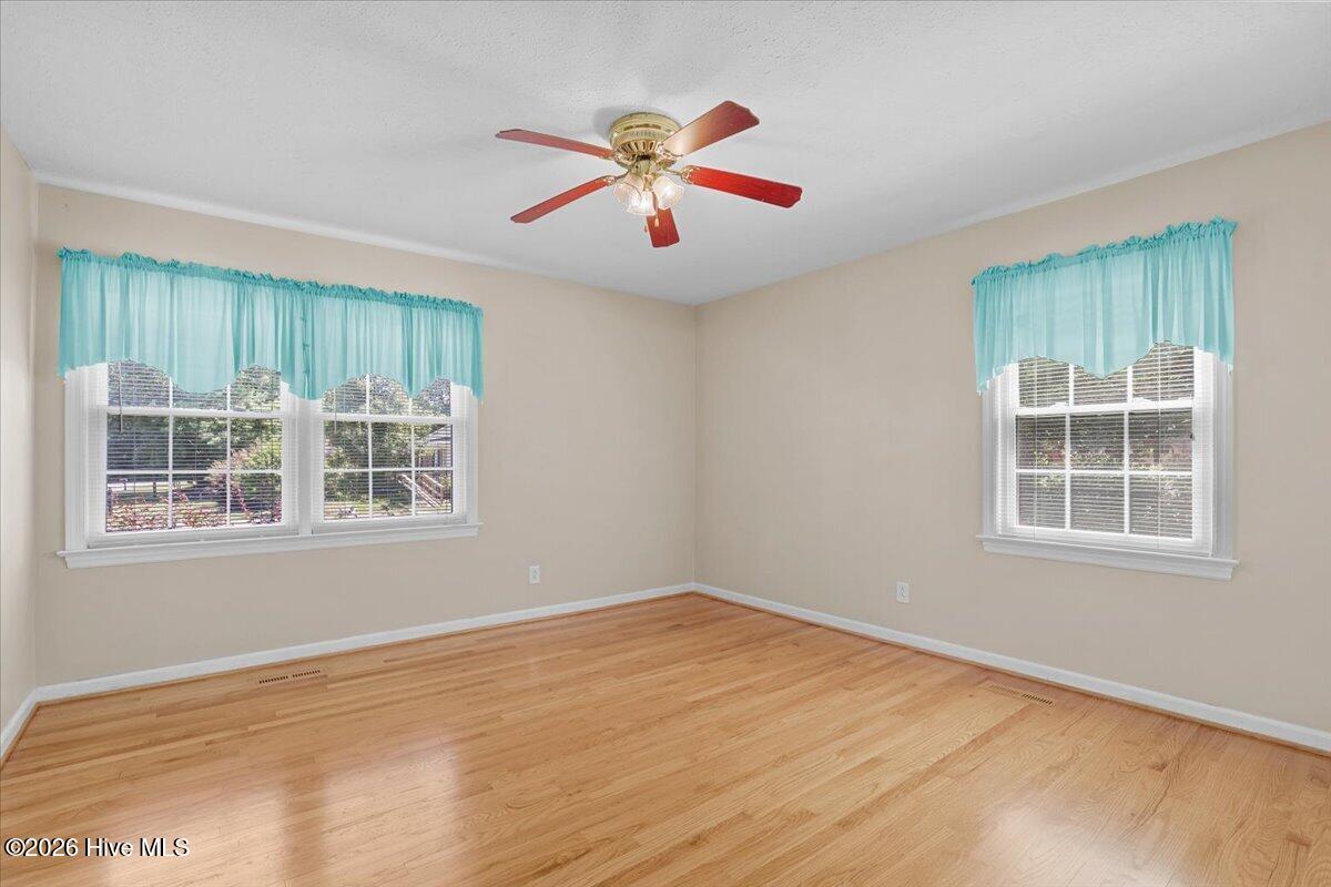 221 Pinewood Circle Property Photo 31