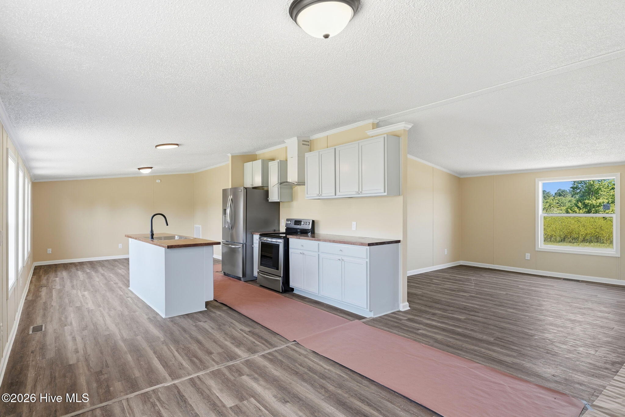 169 Adams Circle Property Photo 13