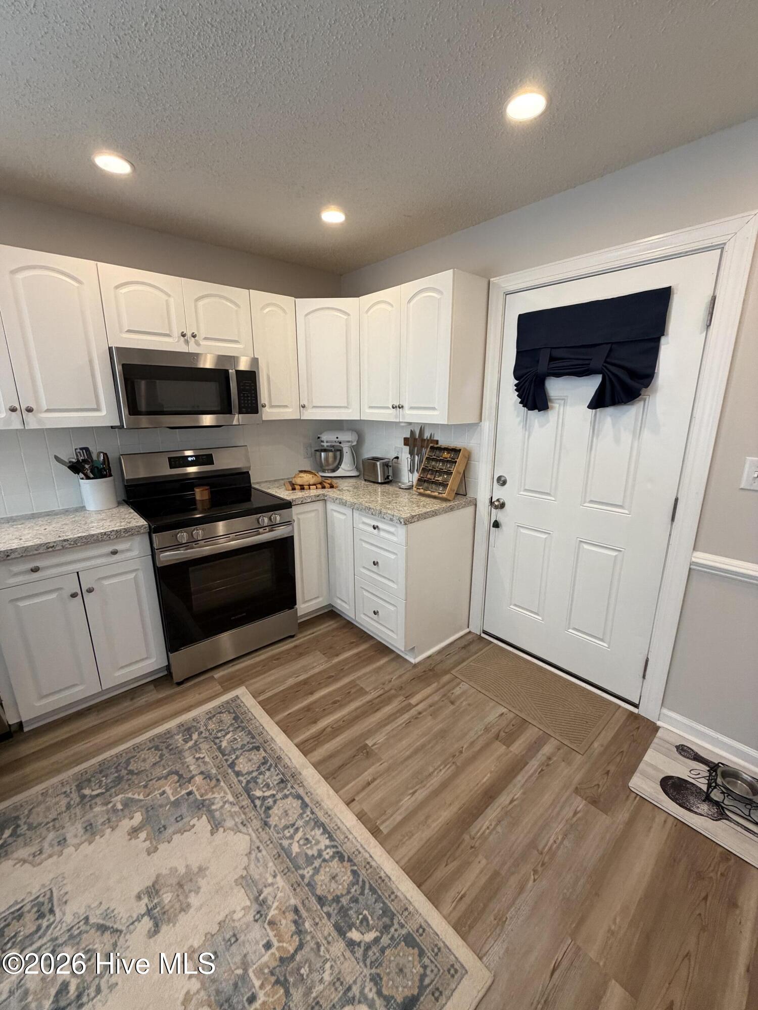 1303 Woodgreen Road Property Photo 6