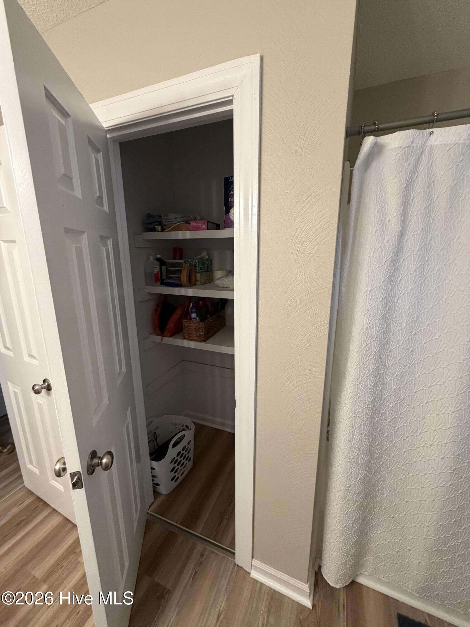 1303 Woodgreen Road Property Photo 12