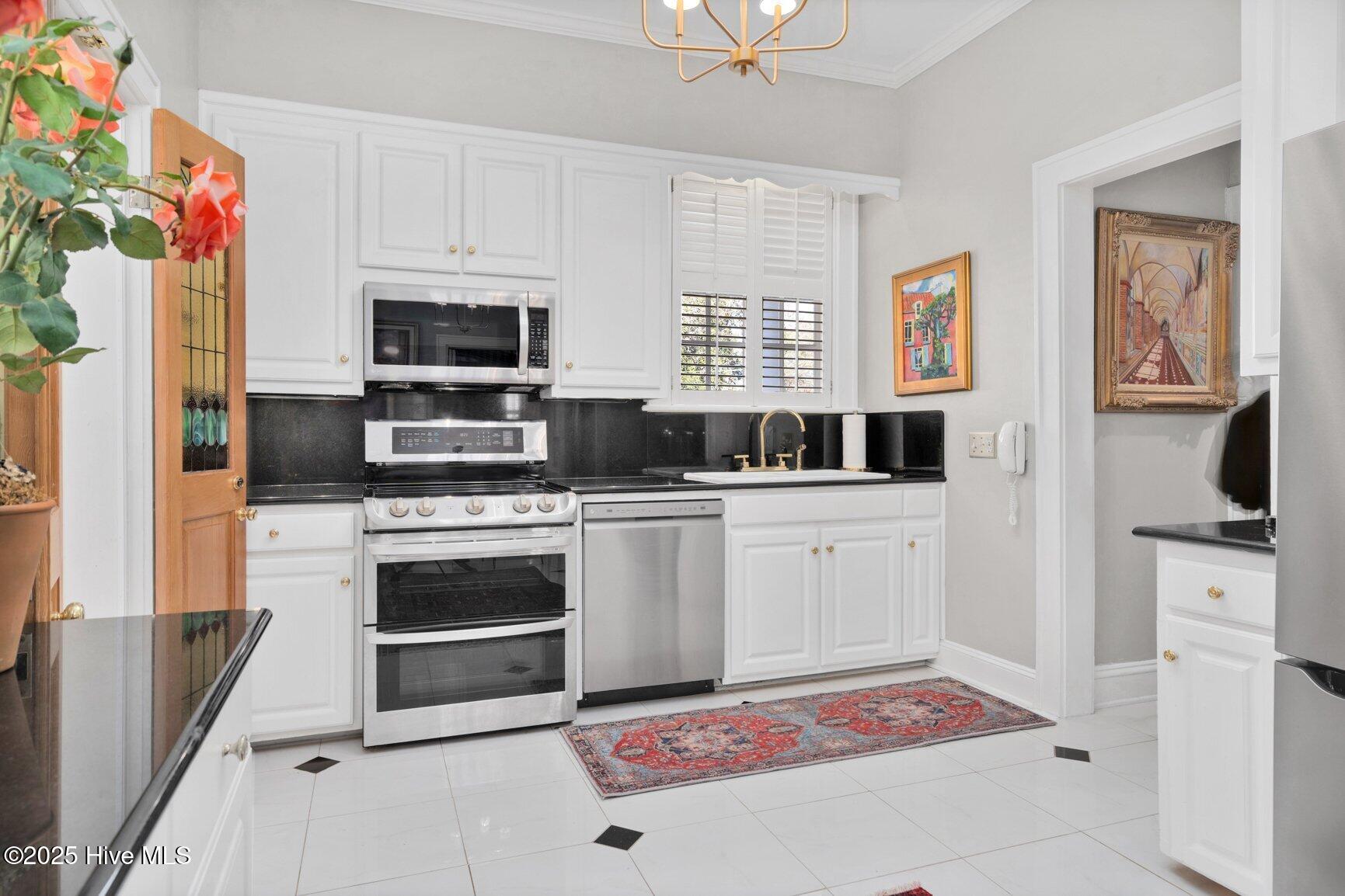 1208 N Main Street Property Photo 25