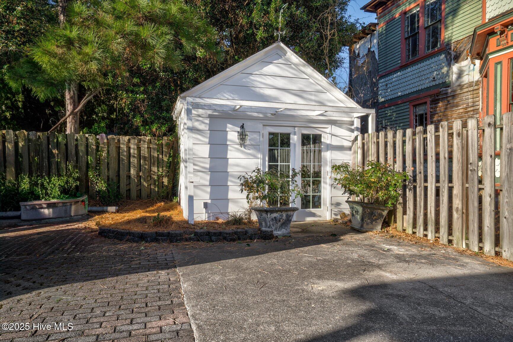1208 N Main Street Property Photo 52