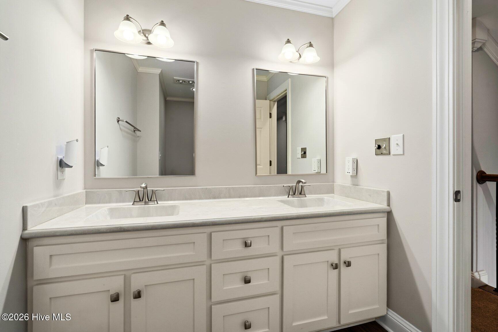 726 Thomas Road Property Photo 20