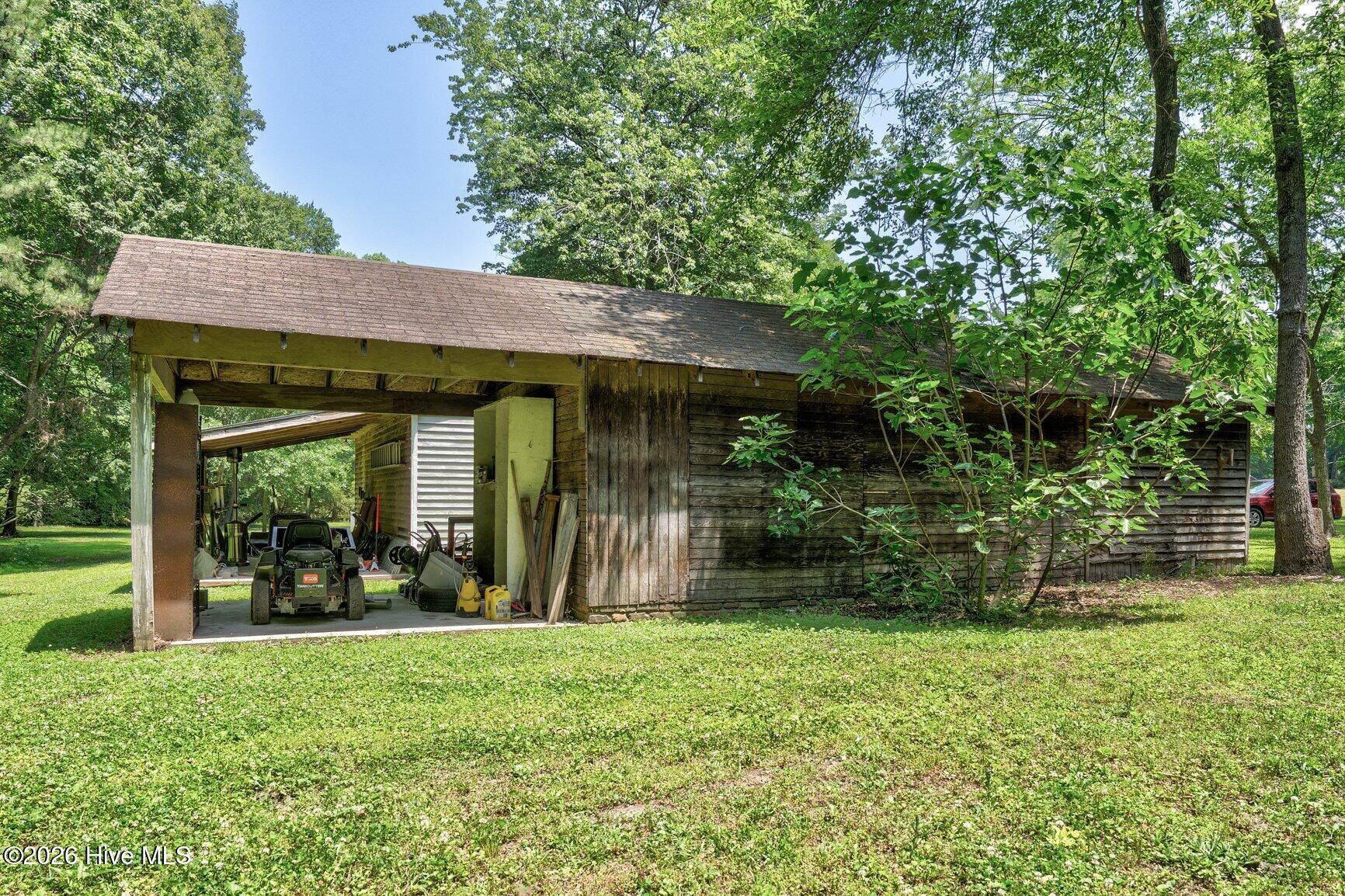 726 Thomas Road Property Photo 44
