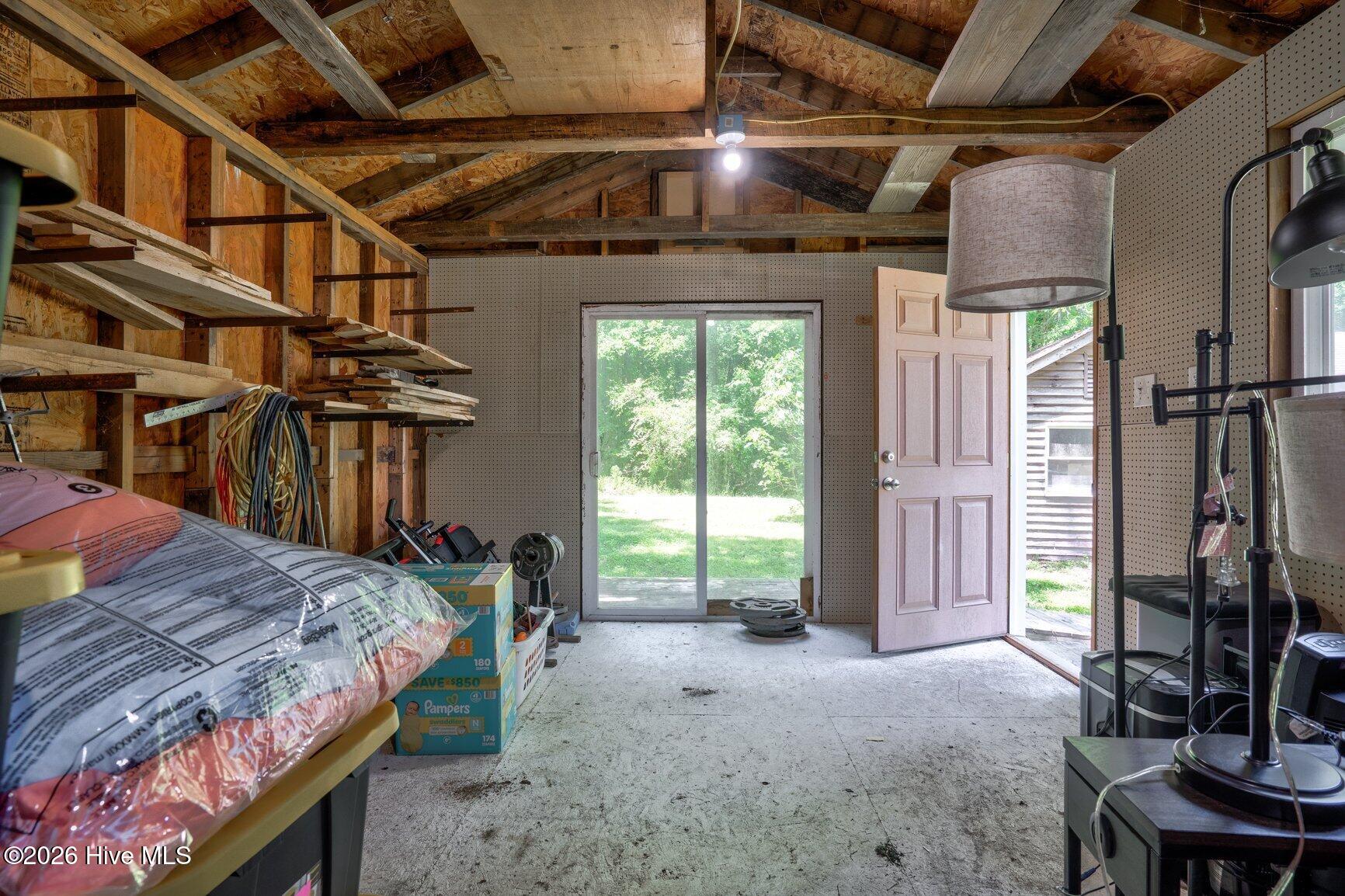 726 Thomas Road Property Photo 46