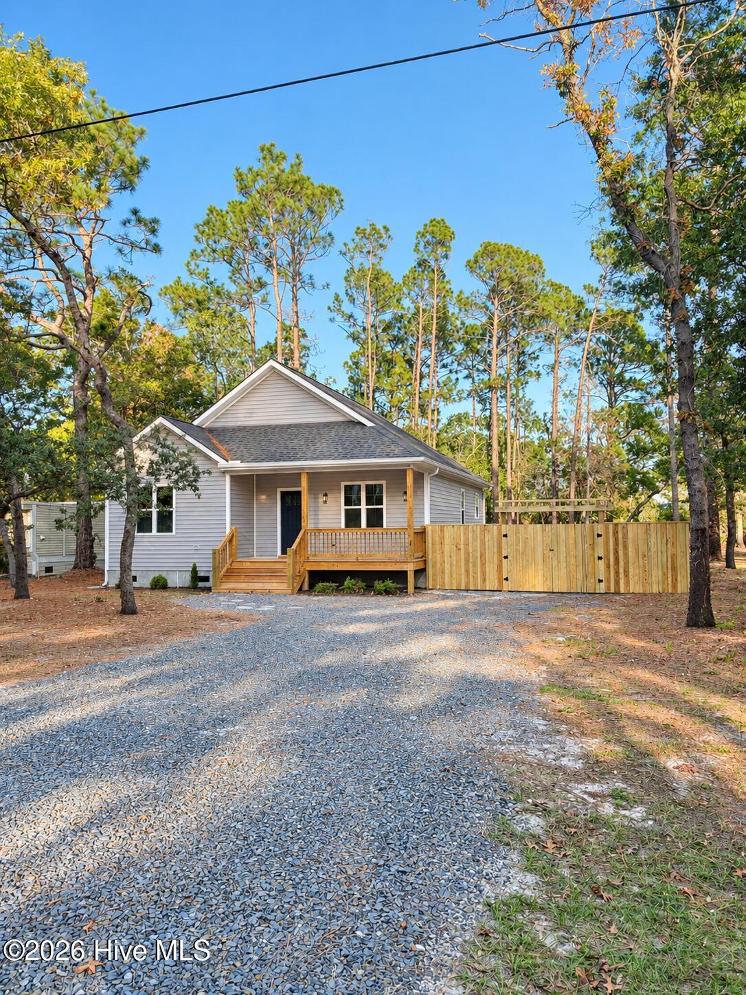 142 Redwood Road Property Photo 1