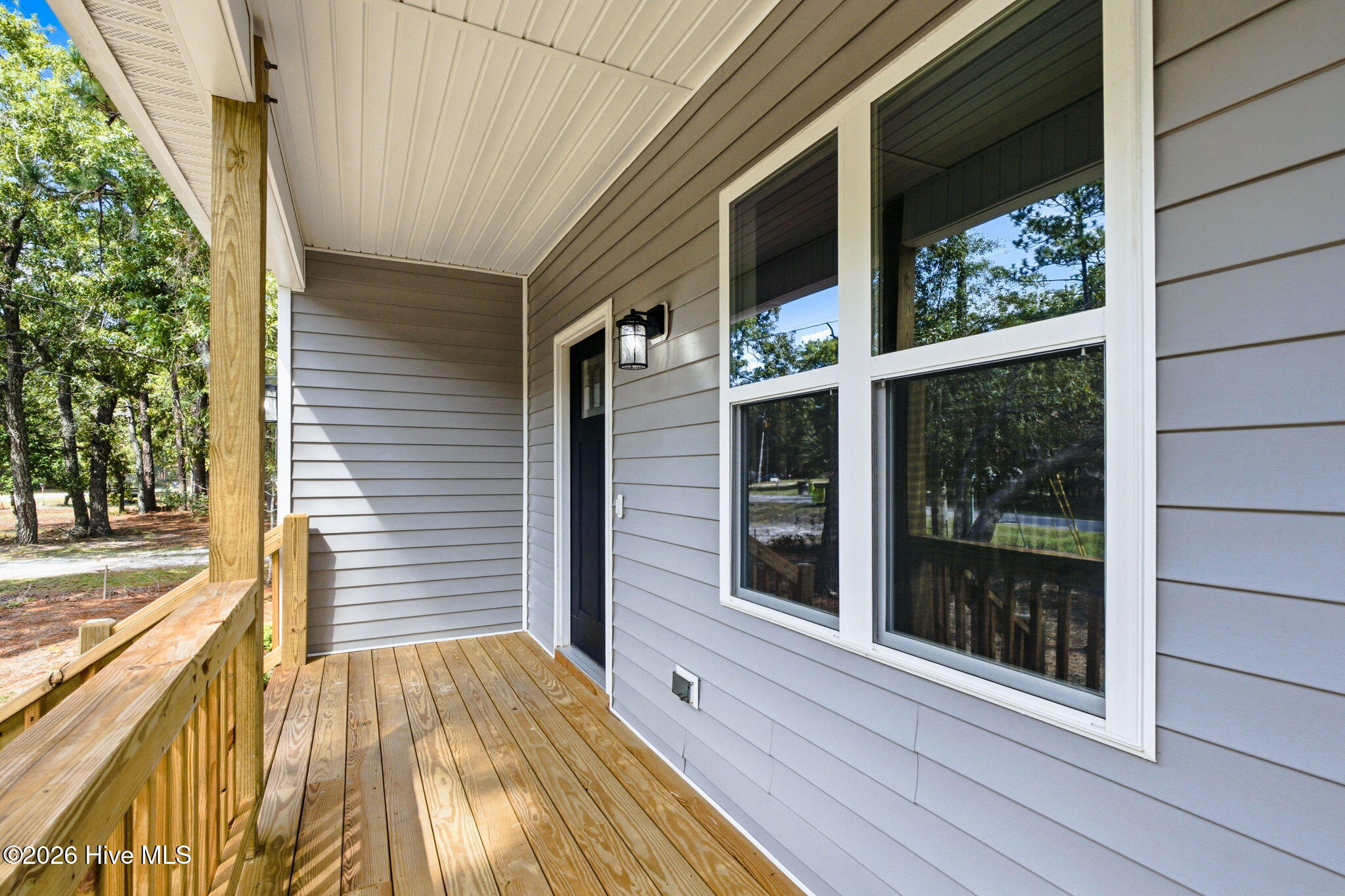142 Redwood Road Property Photo 5