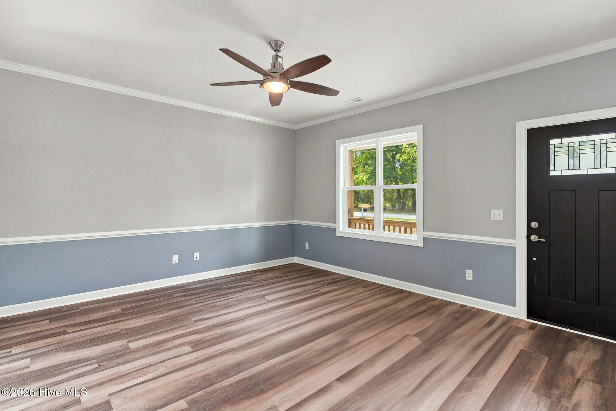 142 Redwood Road Property Photo 6