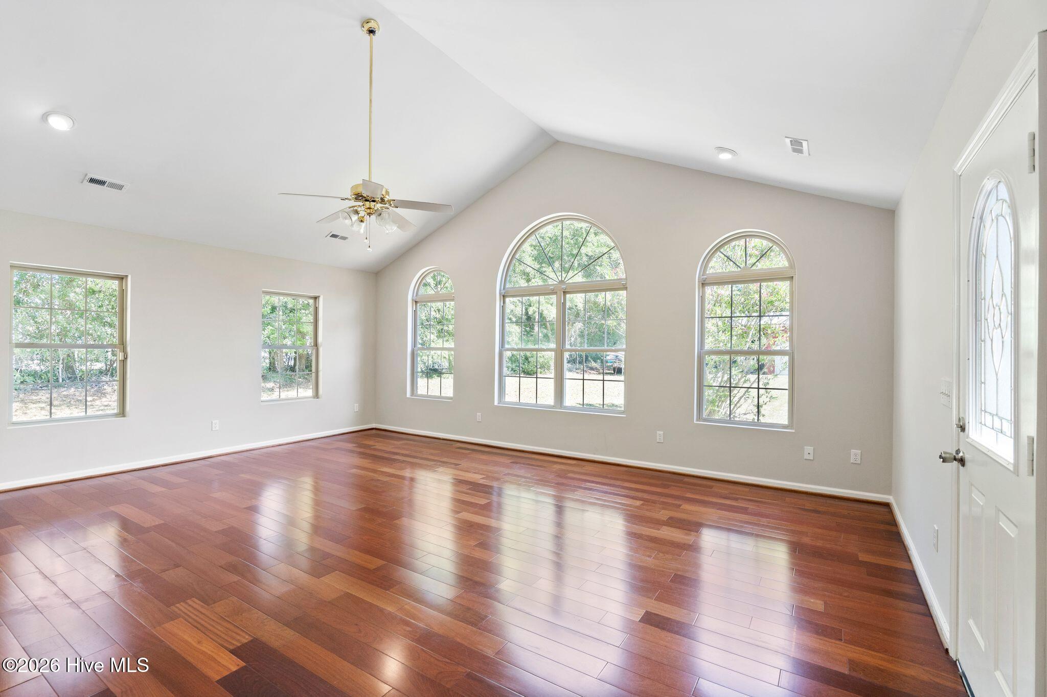 3907 Northeast Avenue Property Photo 33