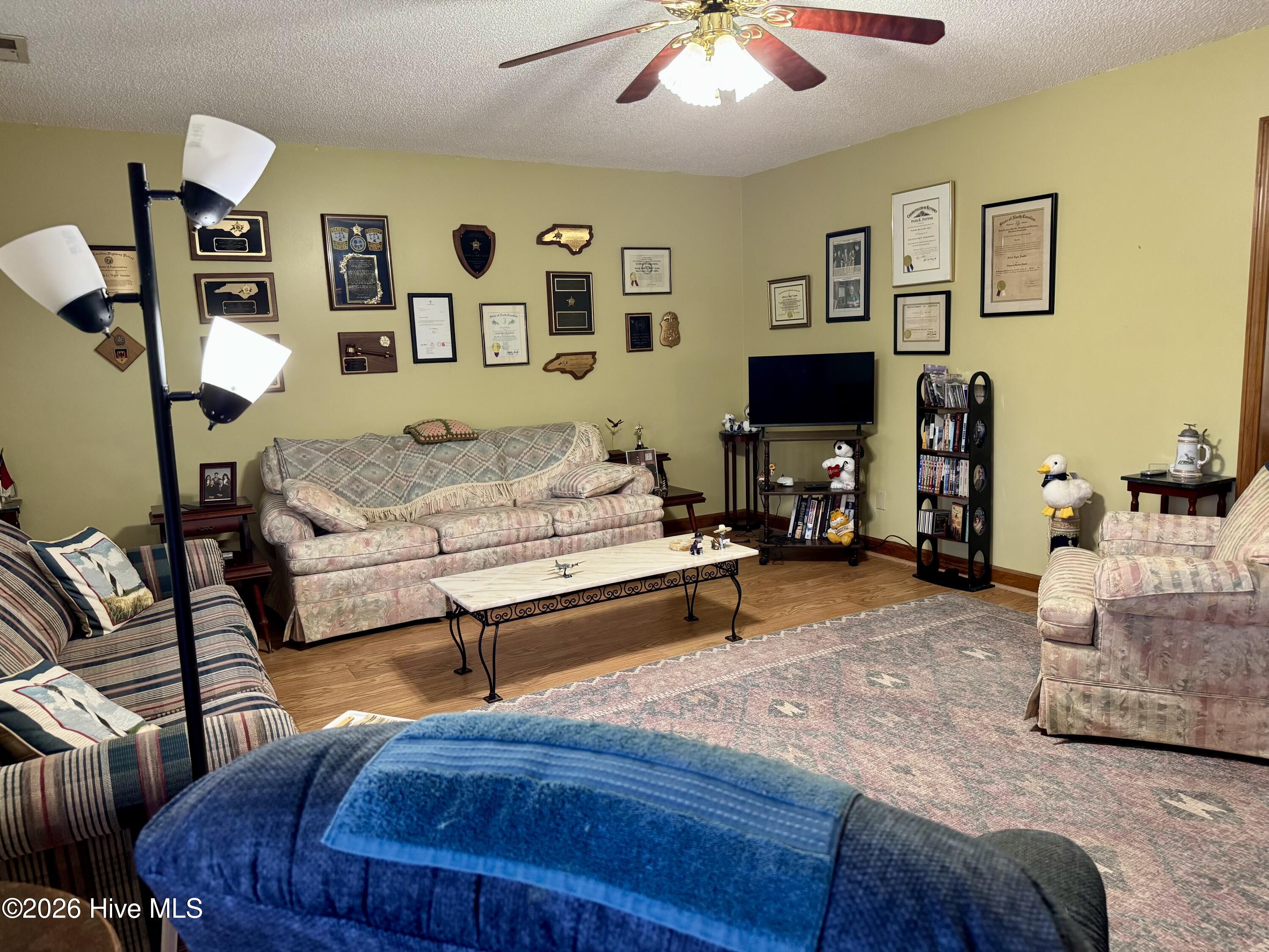 105 Sundown Court Property Photo 5