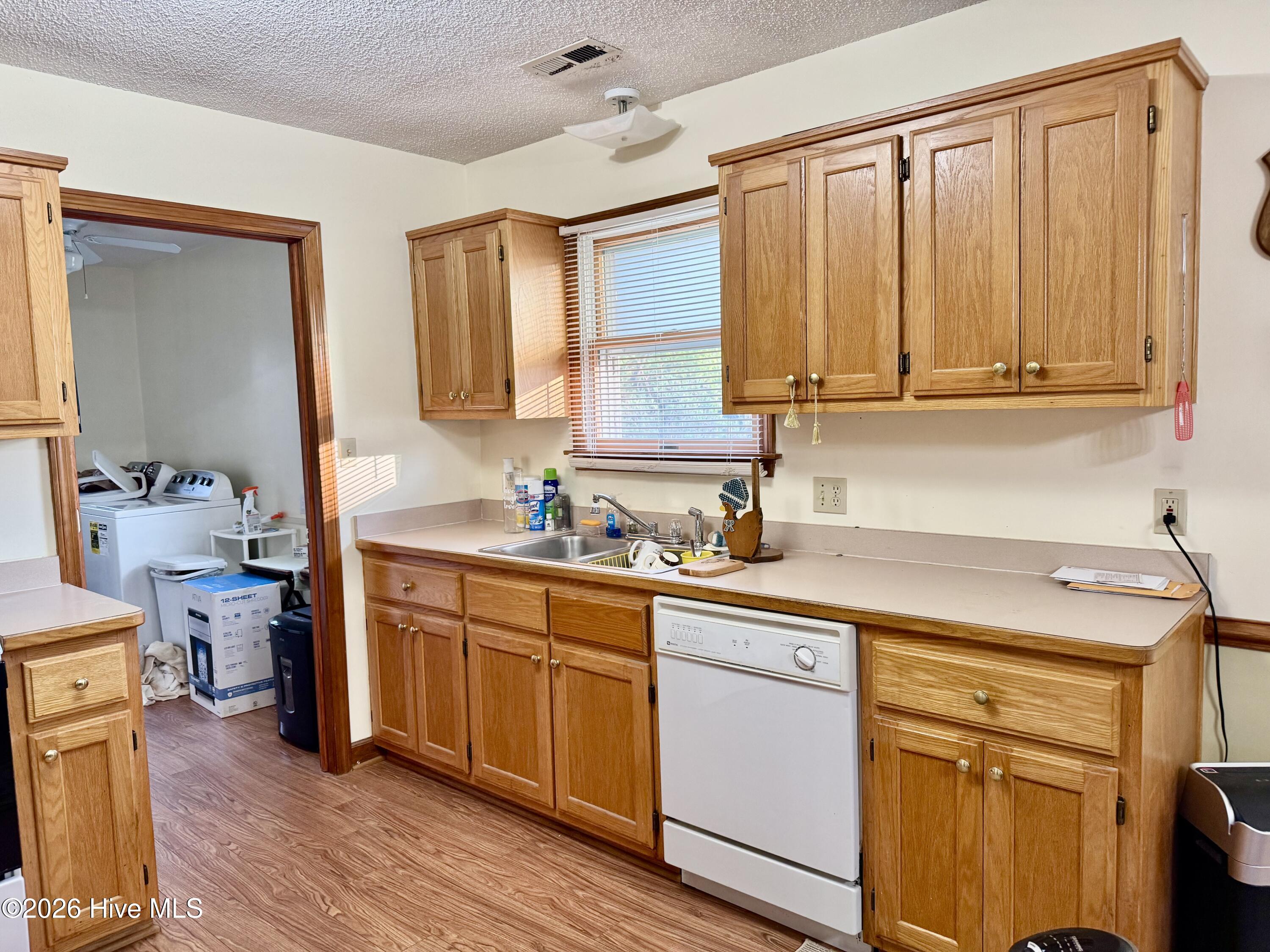 105 Sundown Court Property Photo 8