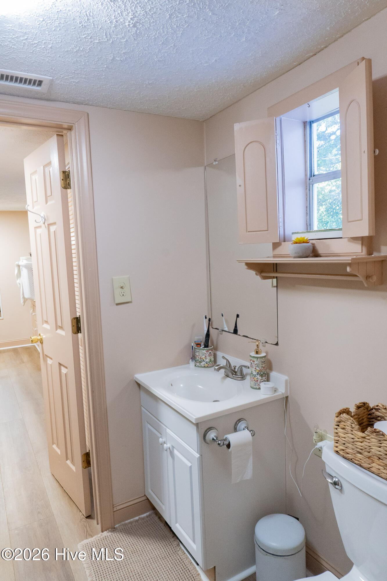 512 S Ashe Street Property Photo 29