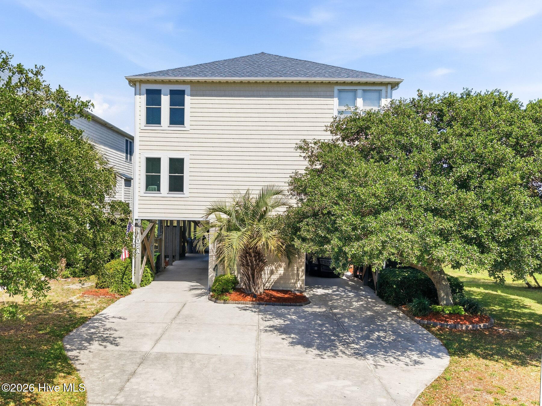 105 A Bay Drive Property Photo 1