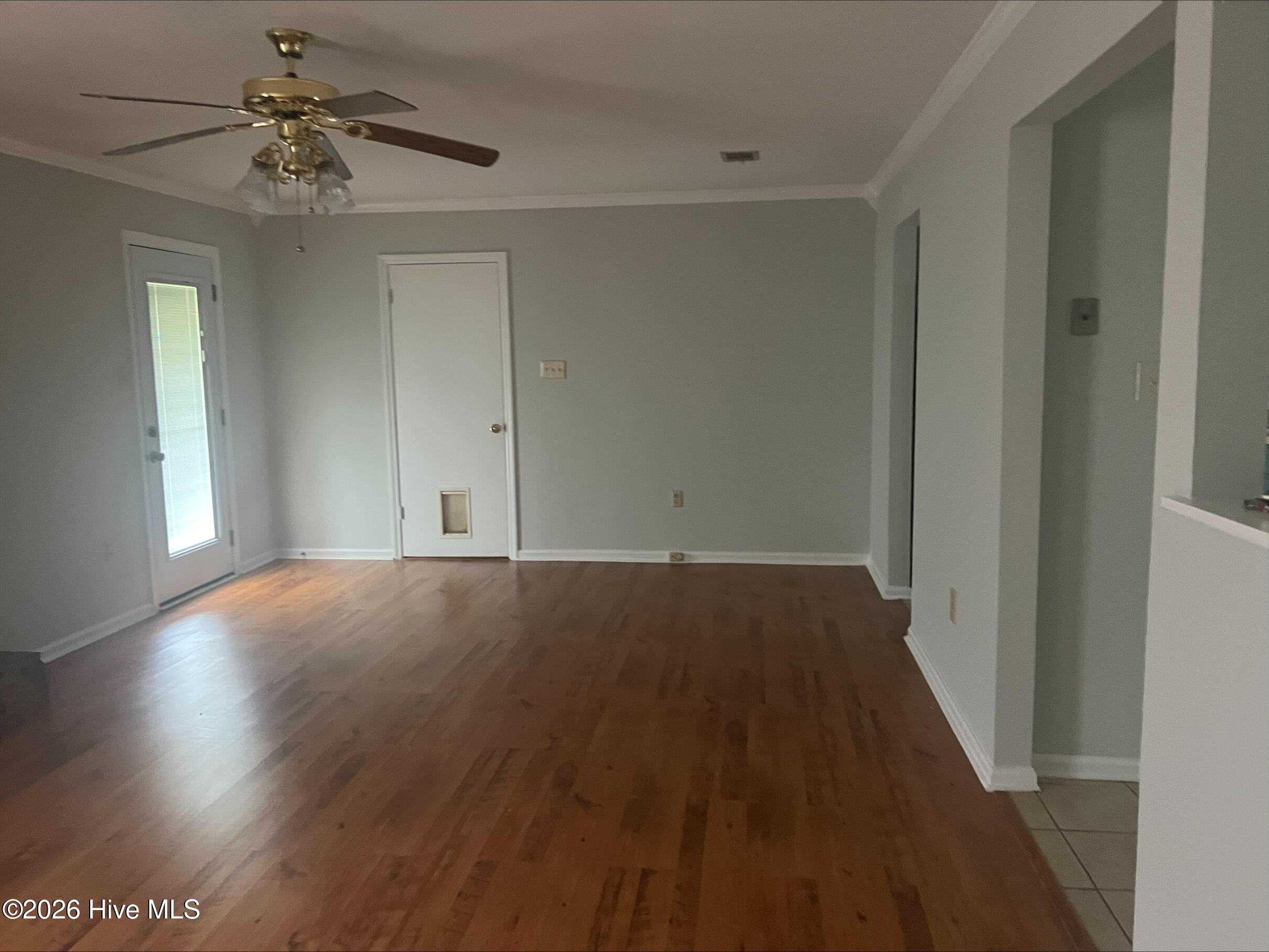 4097 Melrose Drive Property Photo 4