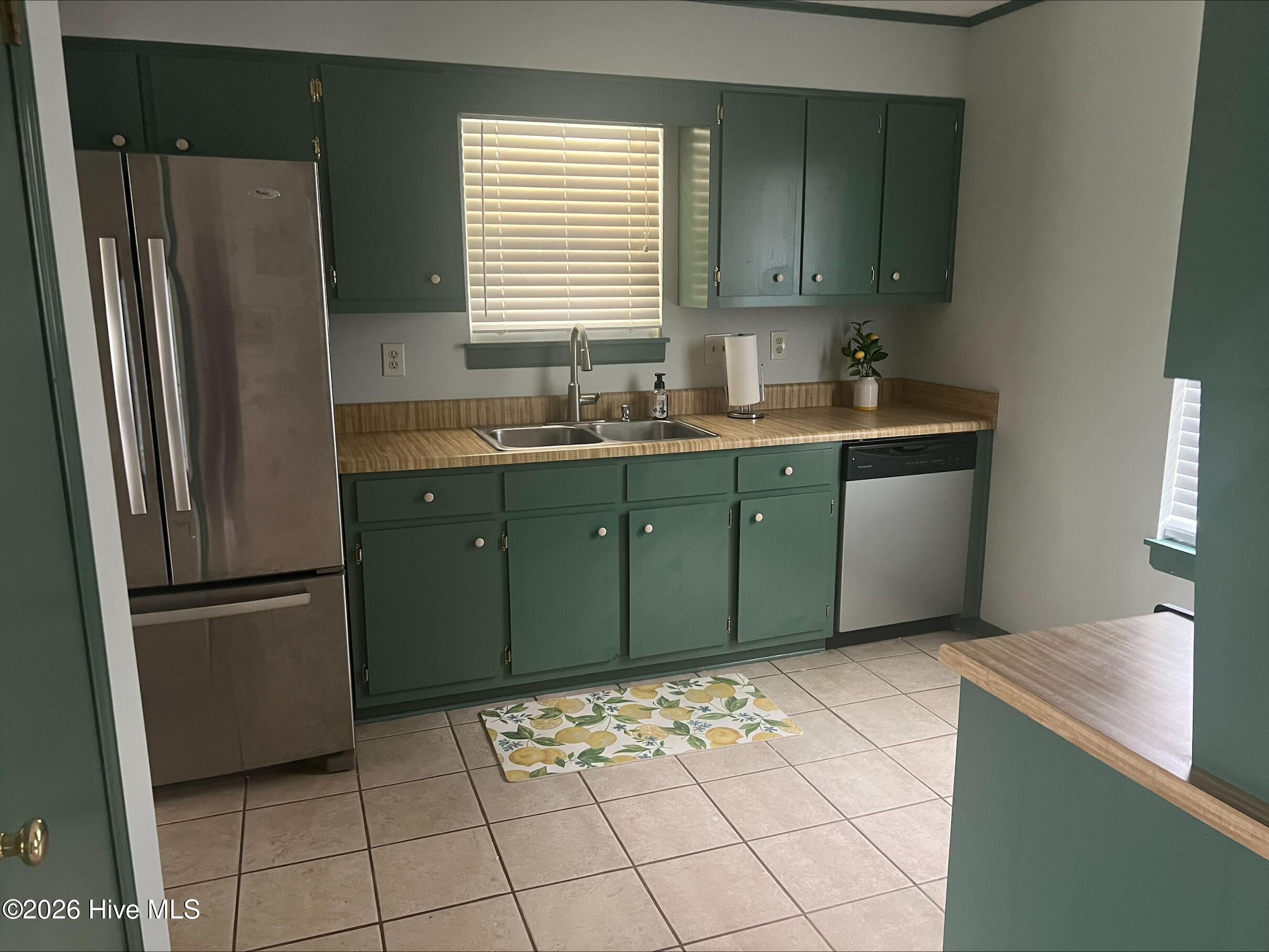 4097 Melrose Drive Property Photo 6