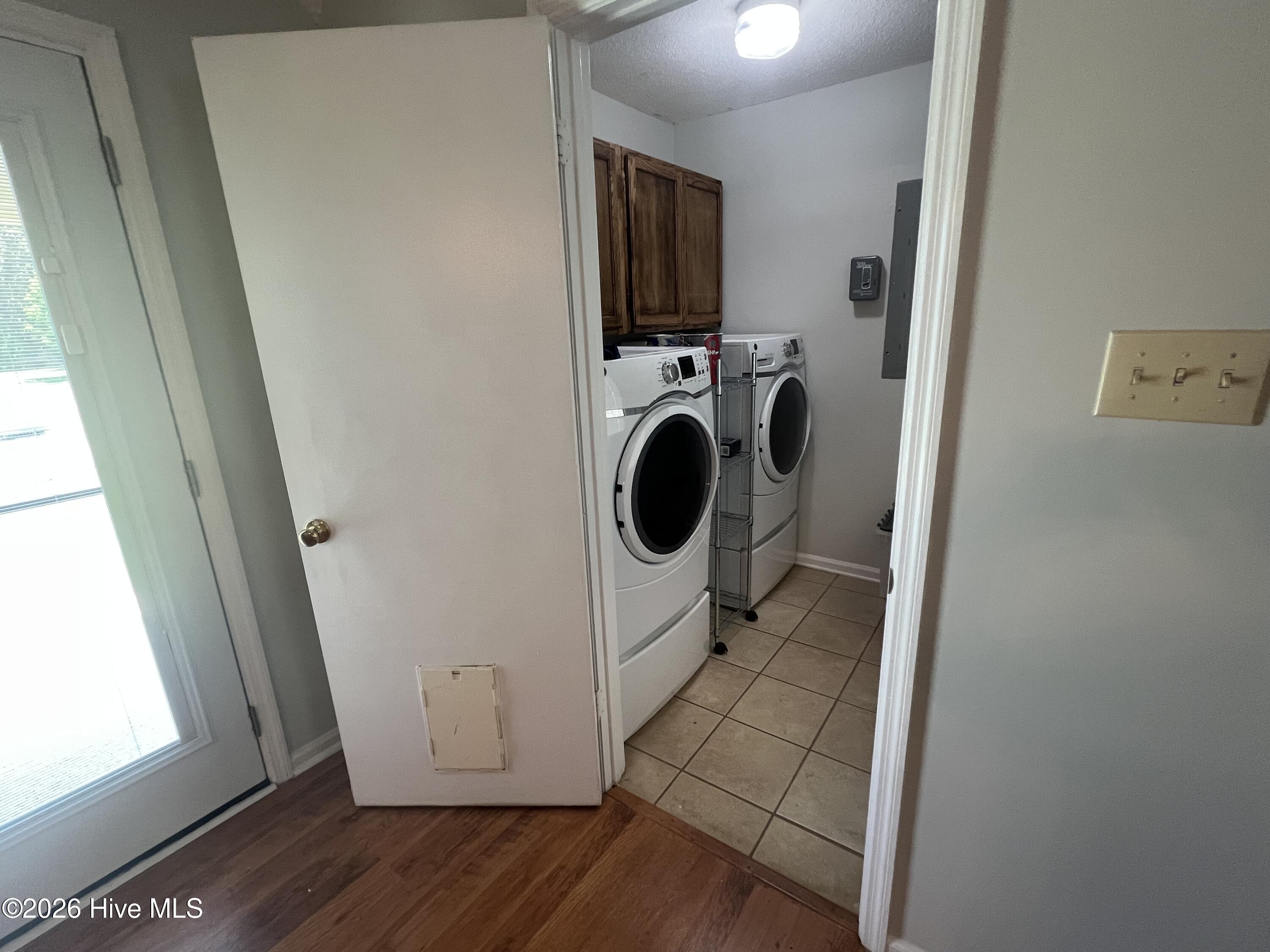 4097 Melrose Drive Property Photo 8