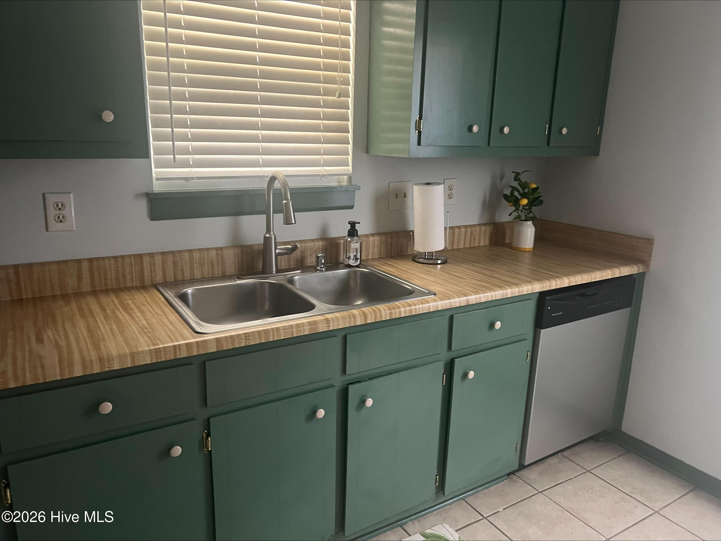 4097 Melrose Drive Property Photo 13