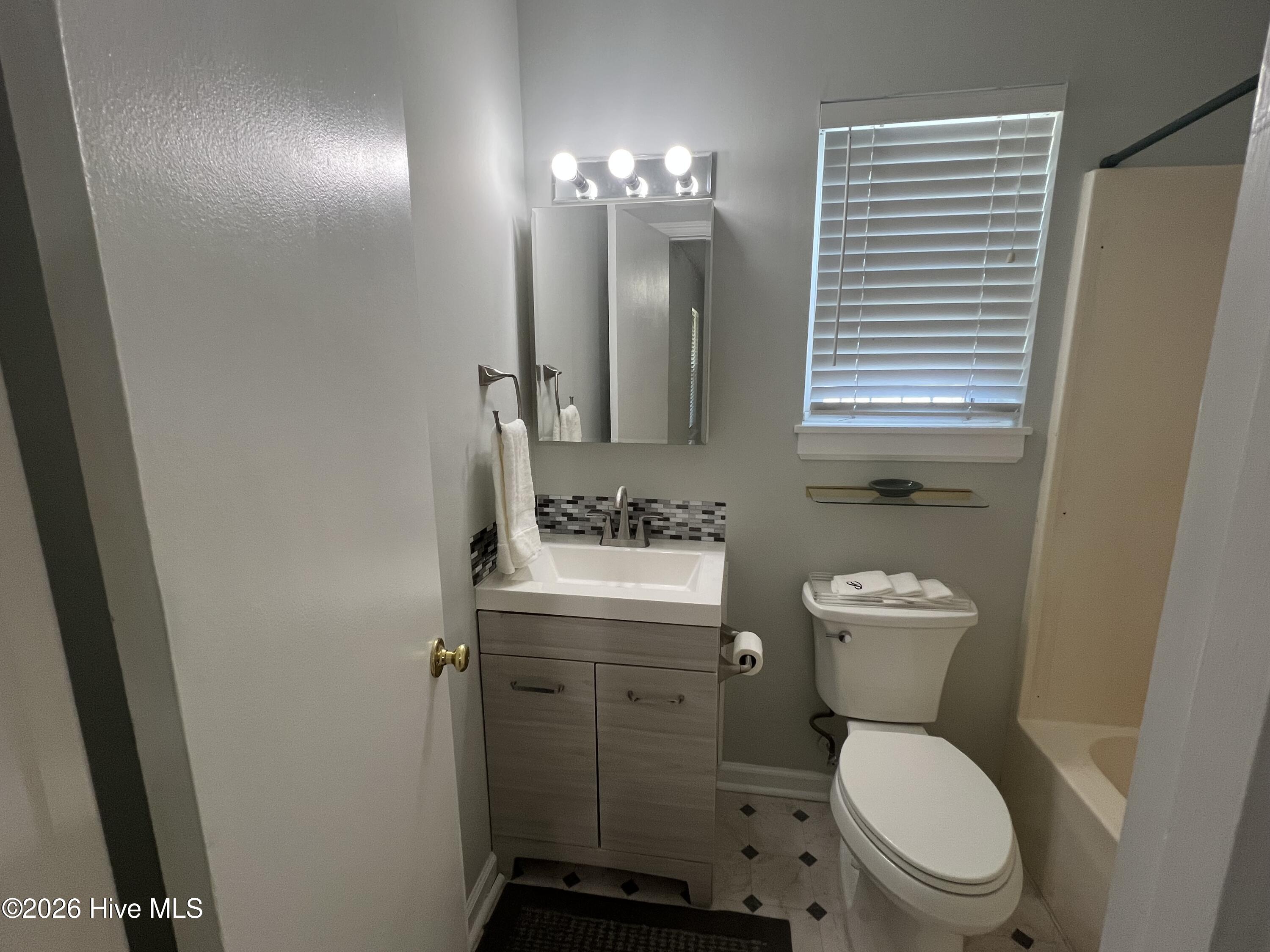 4097 Melrose Drive Property Photo 23