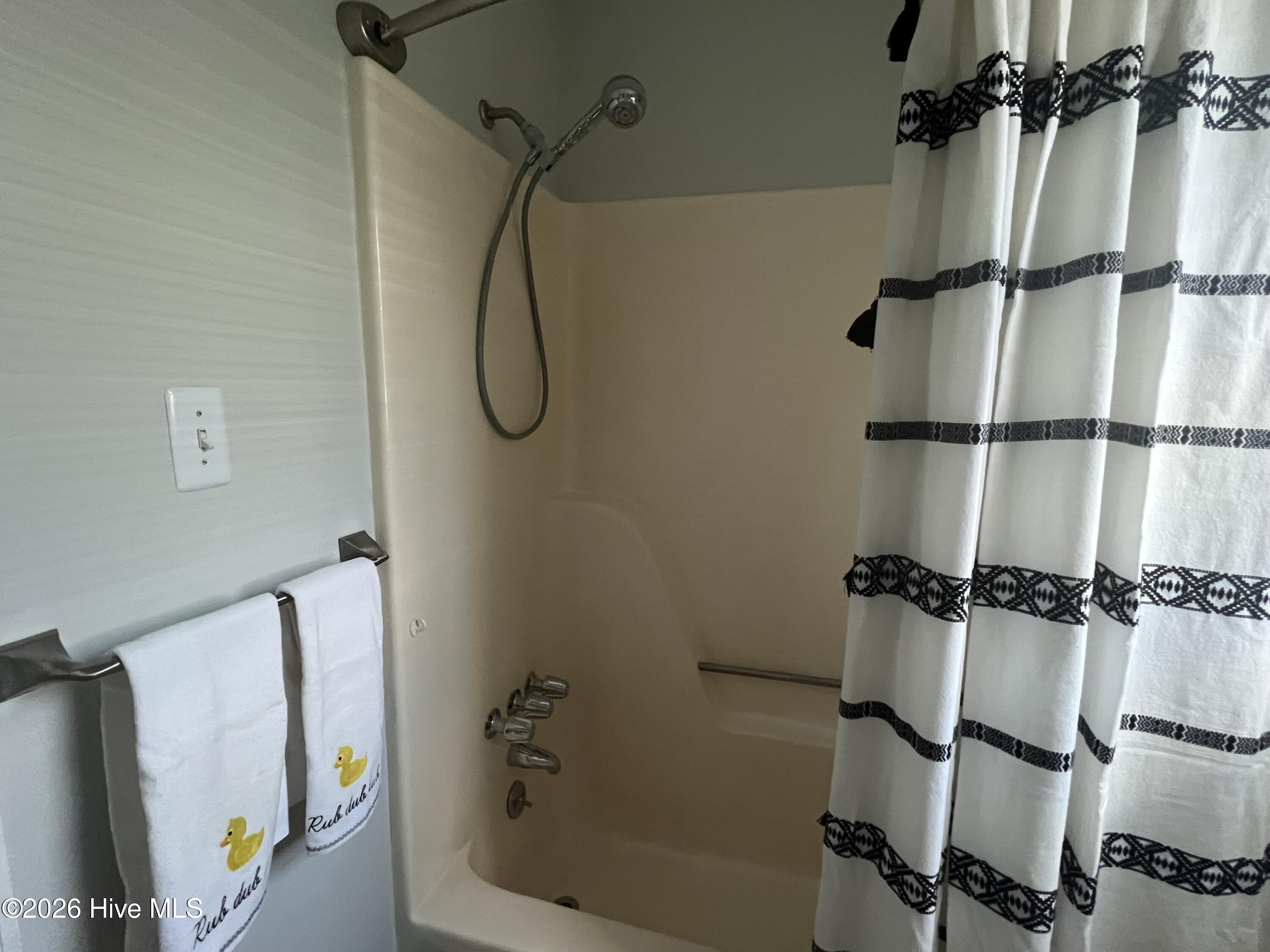 4097 Melrose Drive Property Photo 28