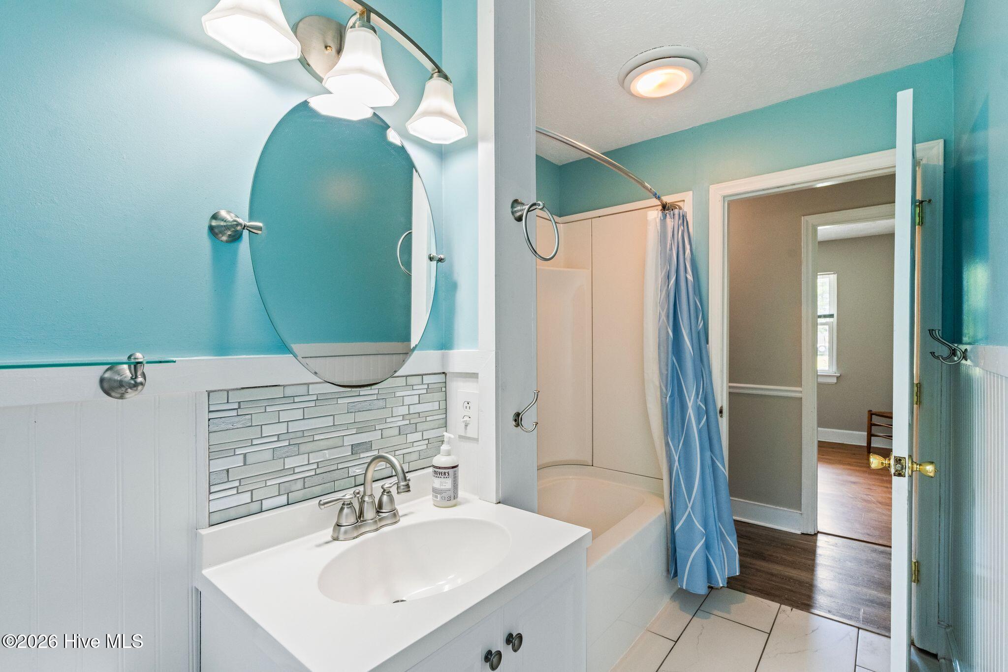 113 Willetts Drive Property Photo 37