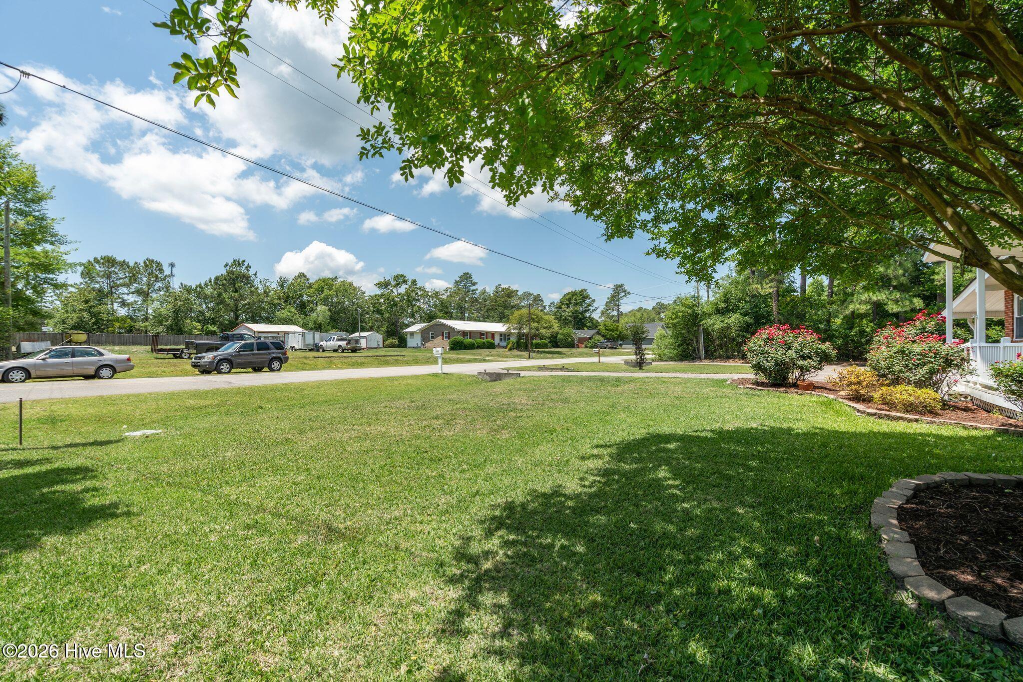 113 Willetts Drive Property Photo 40
