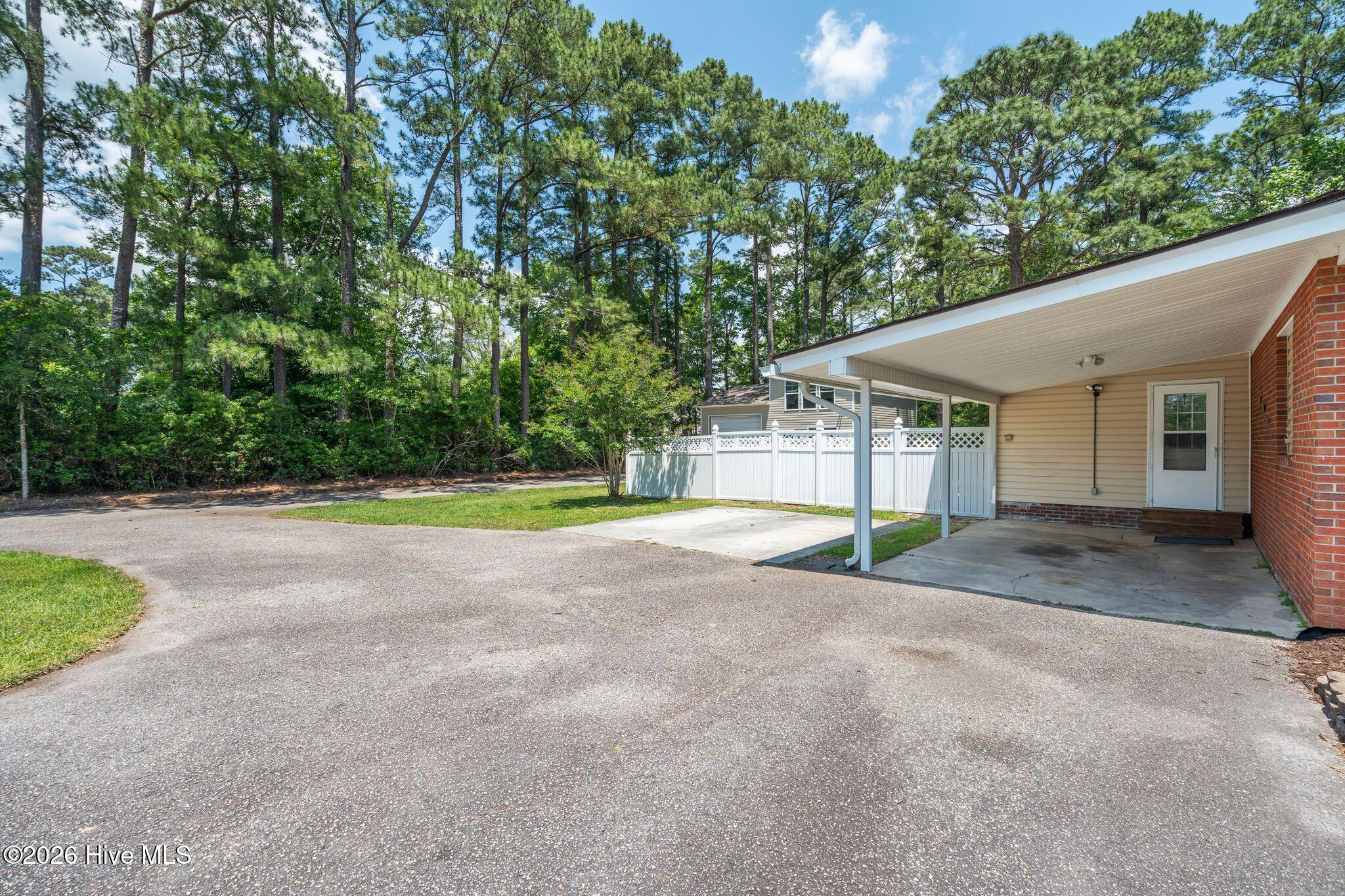 113 Willetts Drive Property Photo 41