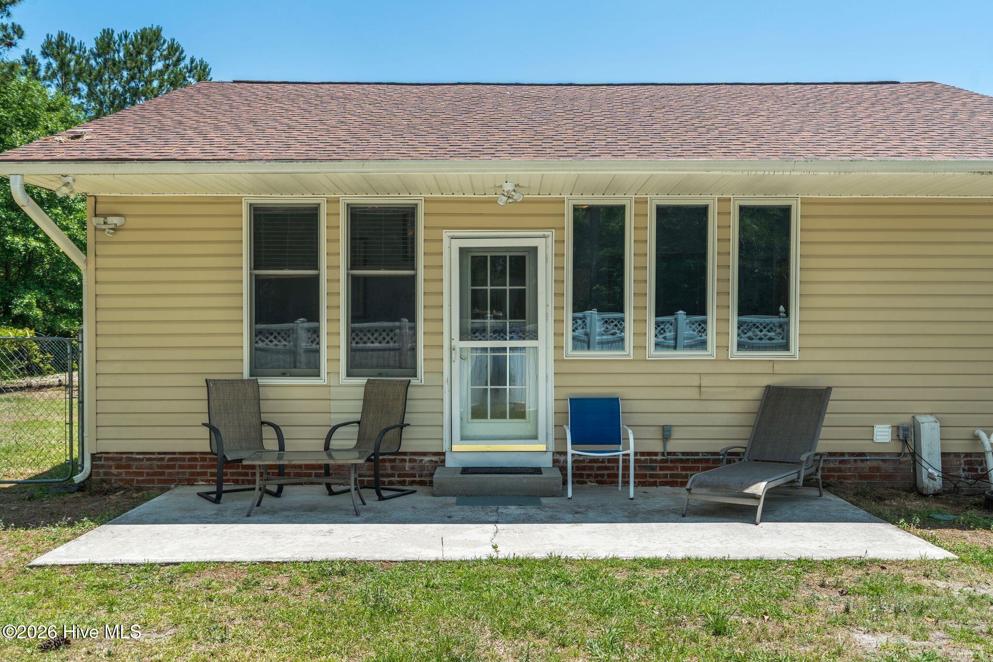 113 Willetts Drive Property Photo 43