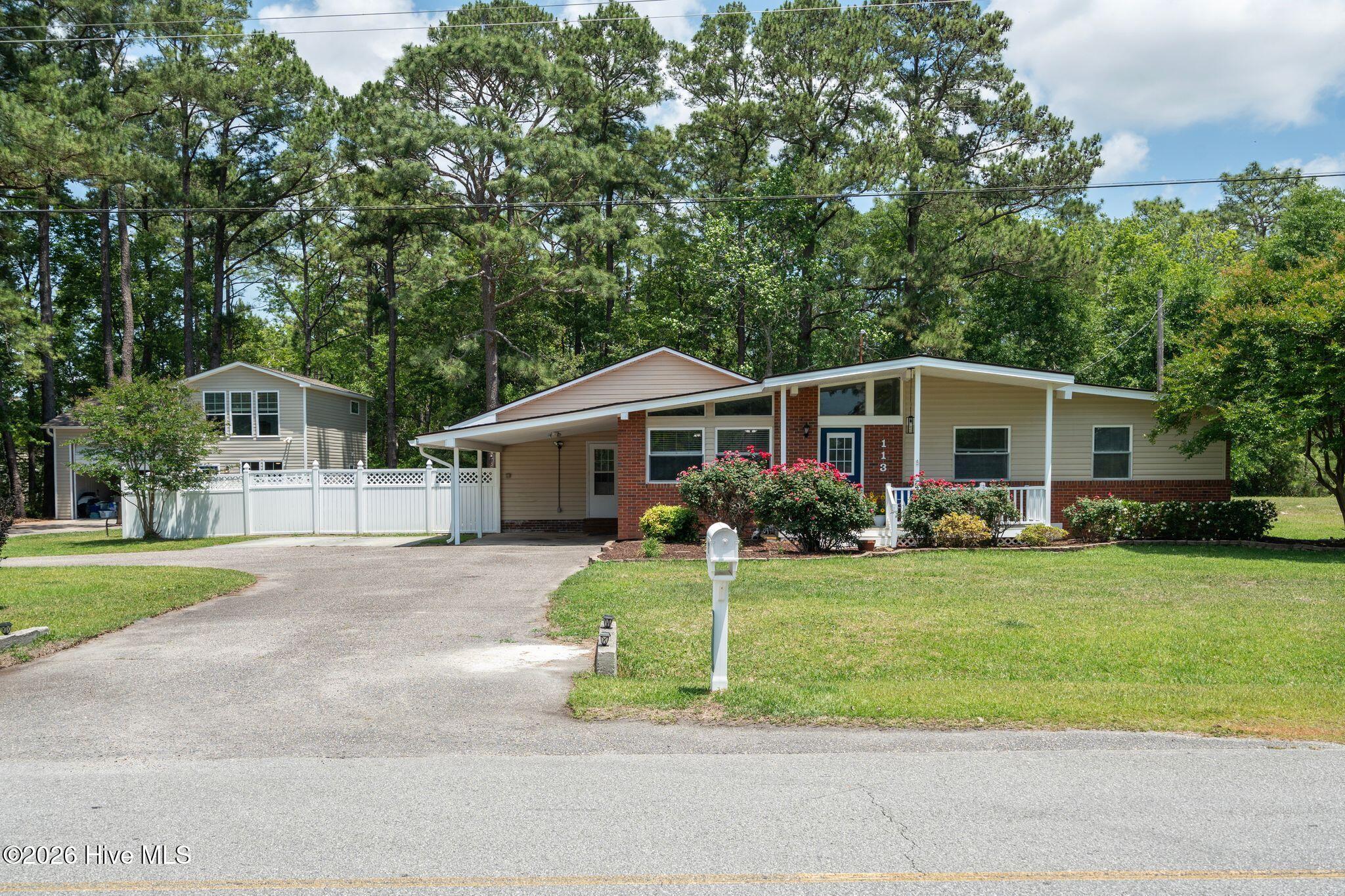 113 Willetts Drive Property Photo 47