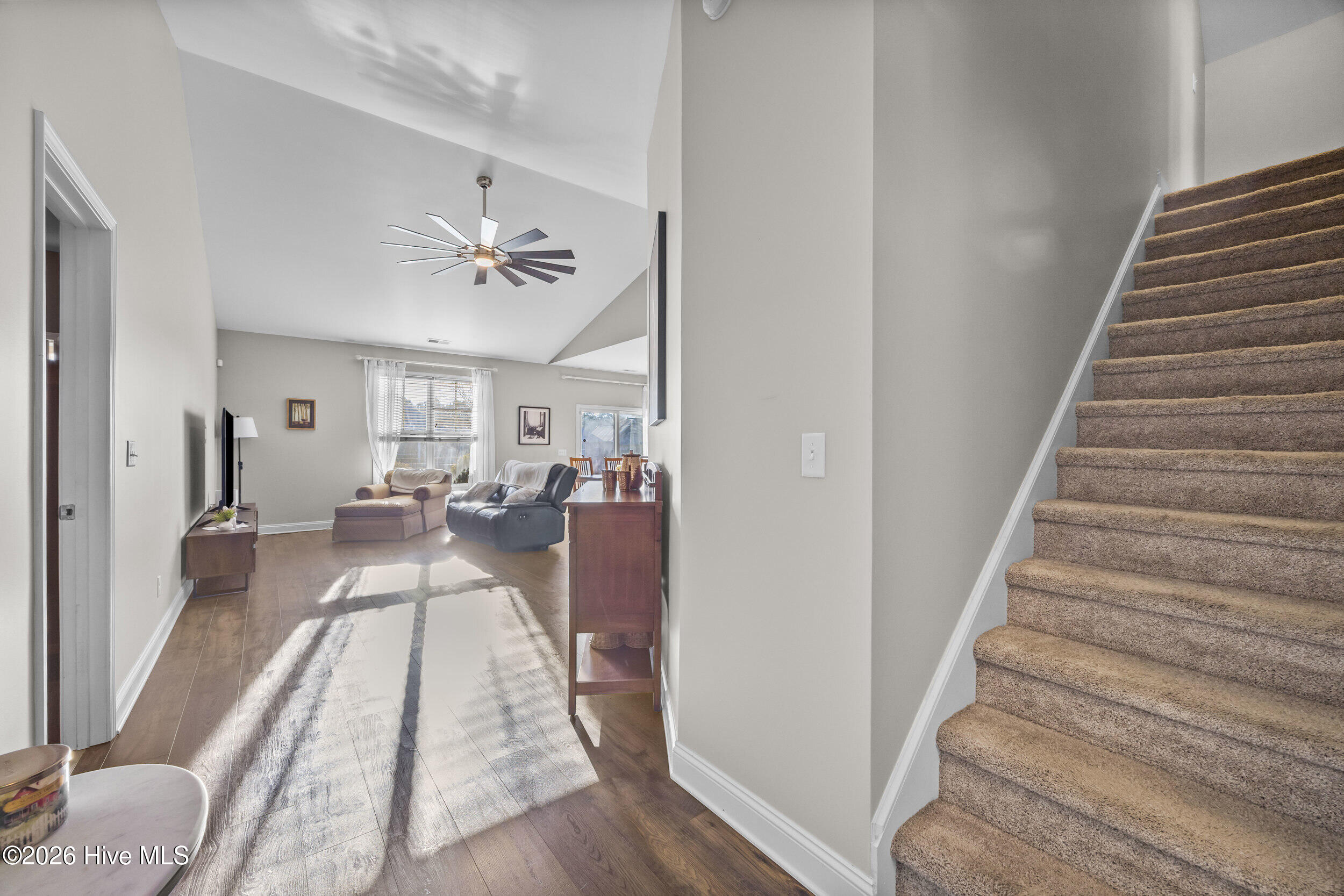 1164 Slater Way Property Photo 18