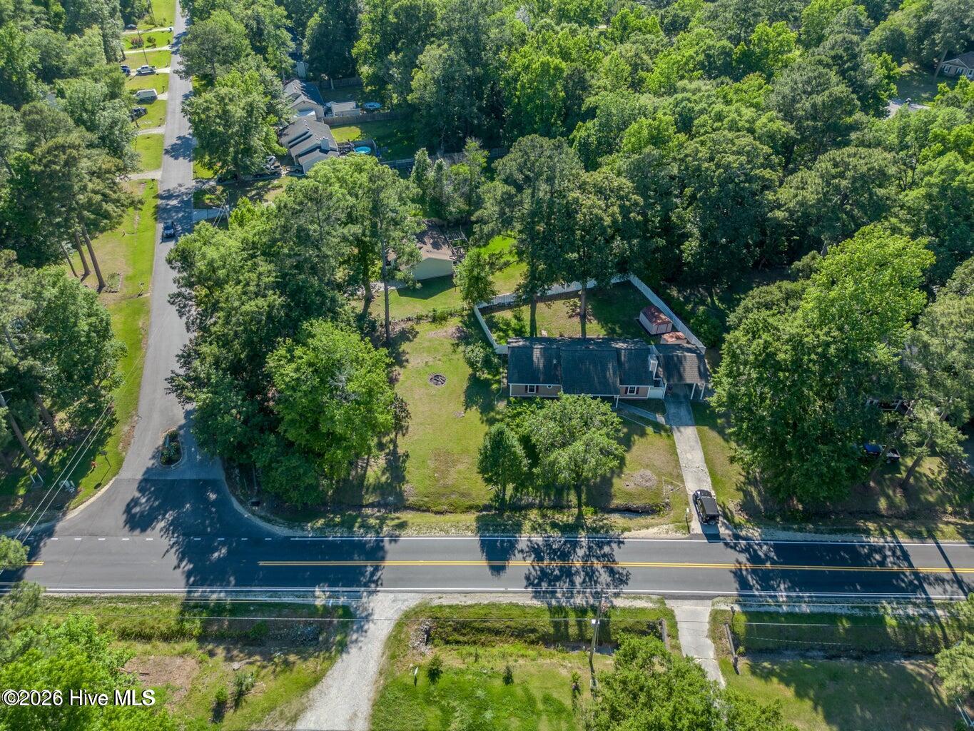 800 Mill River Road Property Photo 4