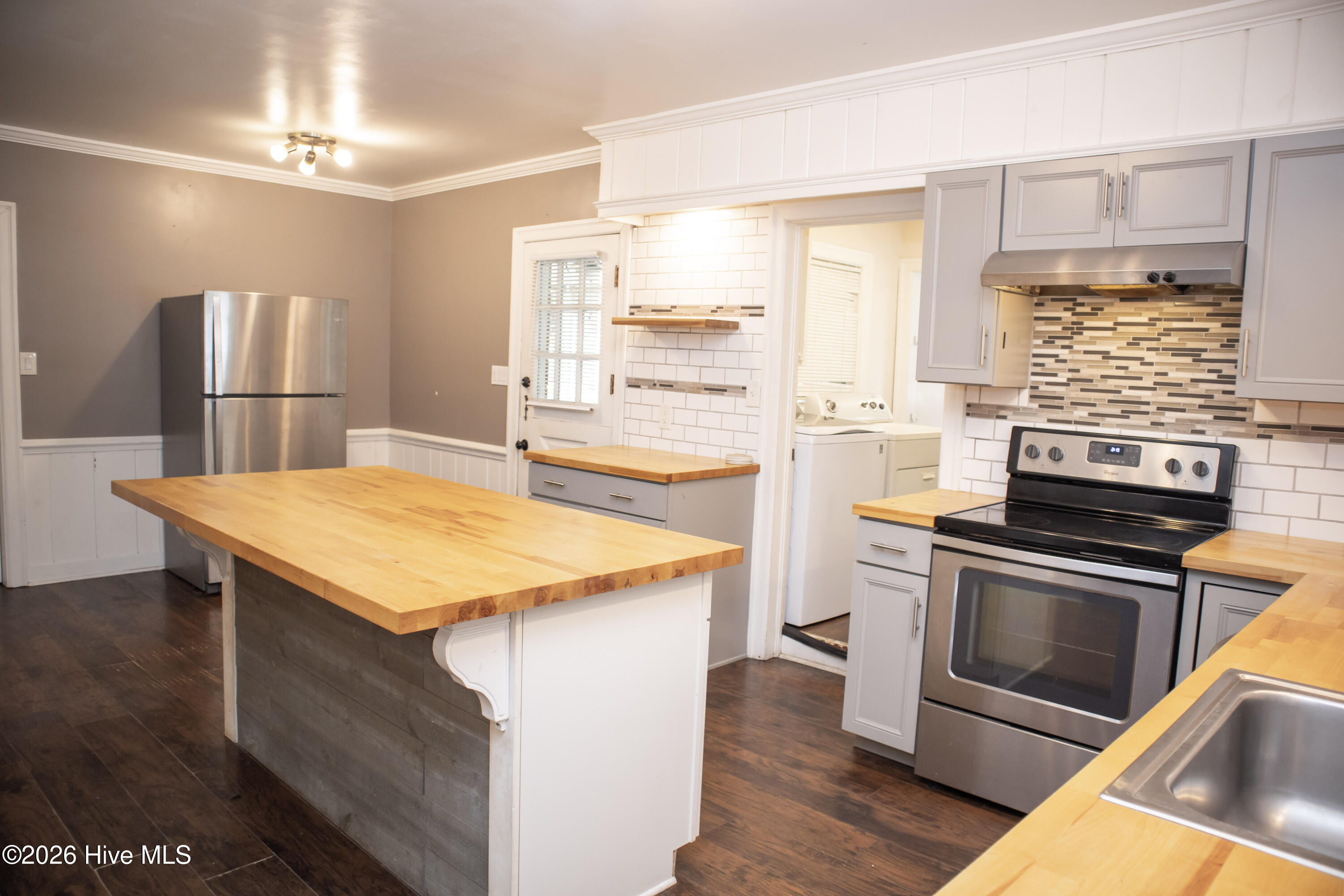 119 Watson Street Property Photo 11