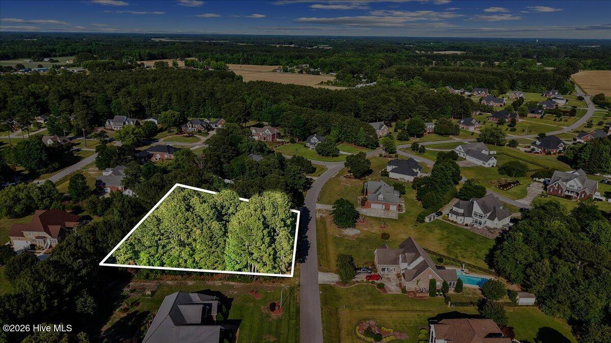 305 Chancery Drive Property Photo 15