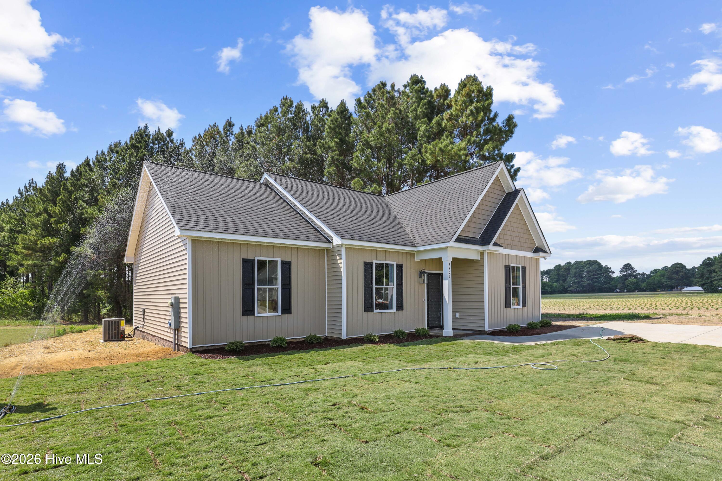 3809 Lightwater Lane Property Photo 2