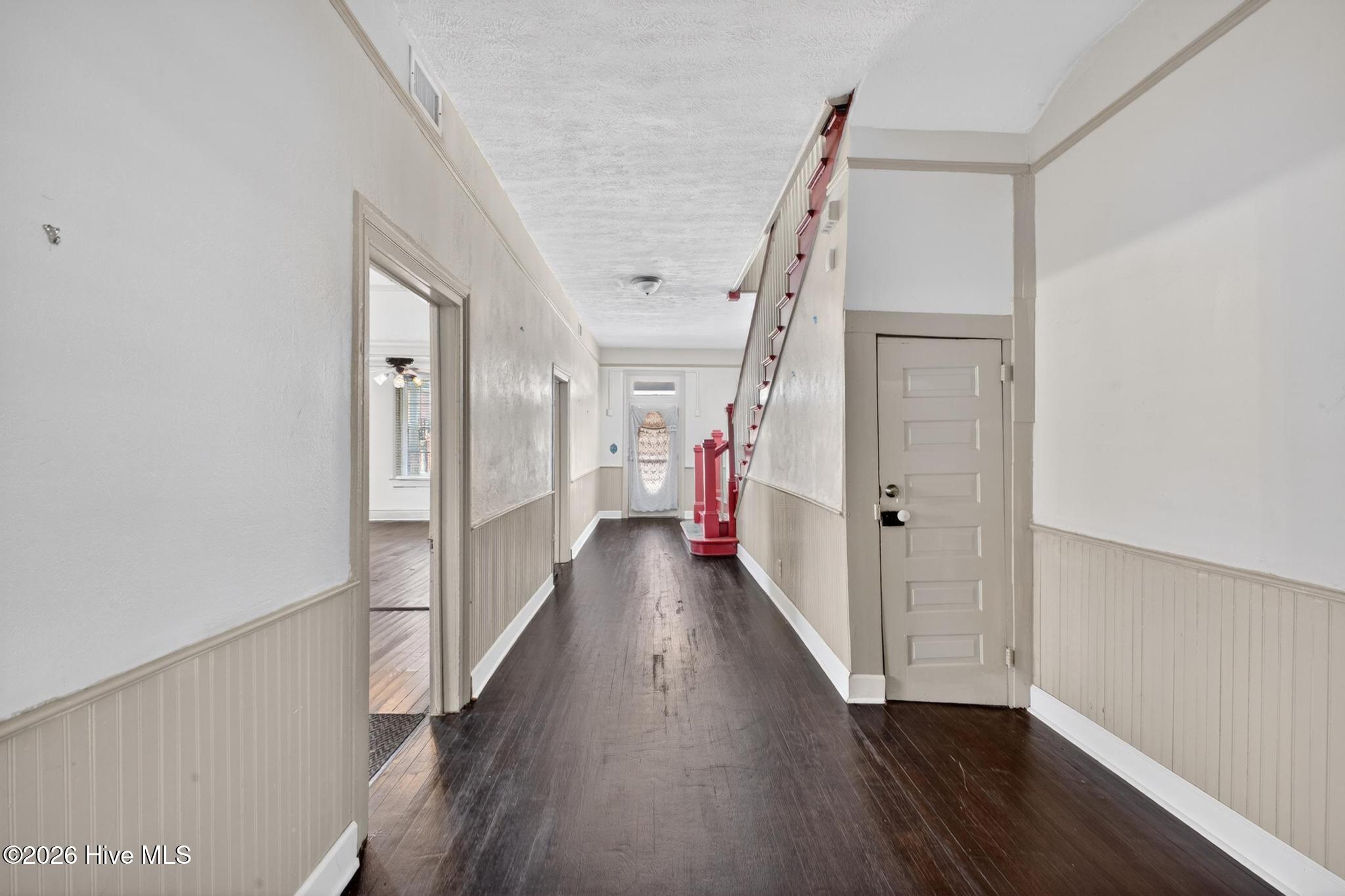 1102 Phillips Street Property Photo 3
