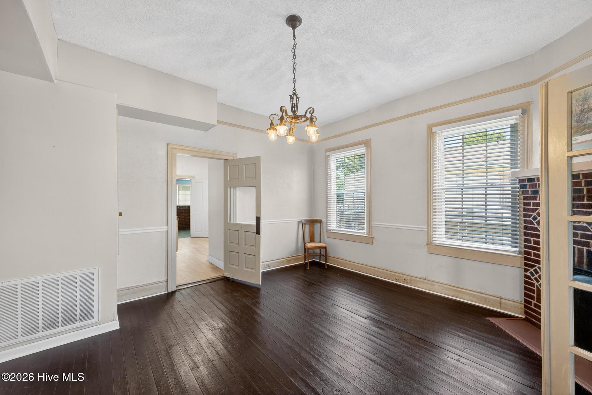 1102 Phillips Street Property Photo 7