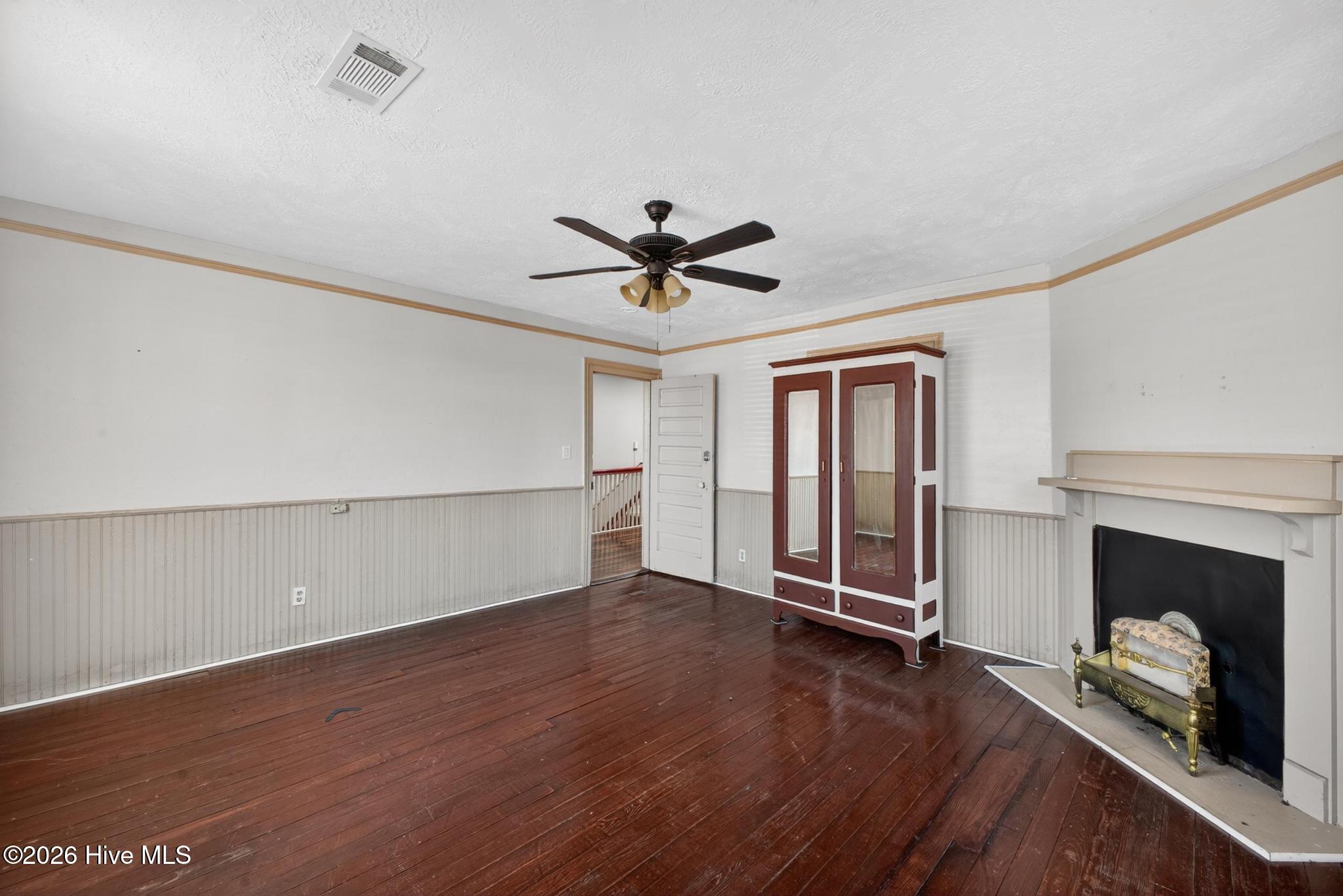 1102 Phillips Street Property Photo 23