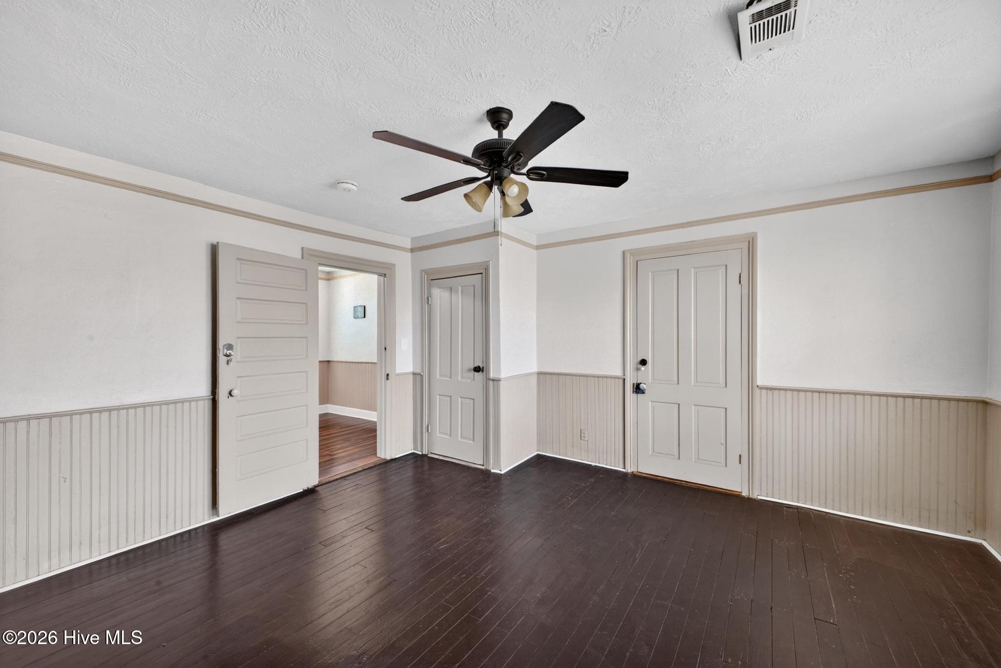 1102 Phillips Street Property Photo 25
