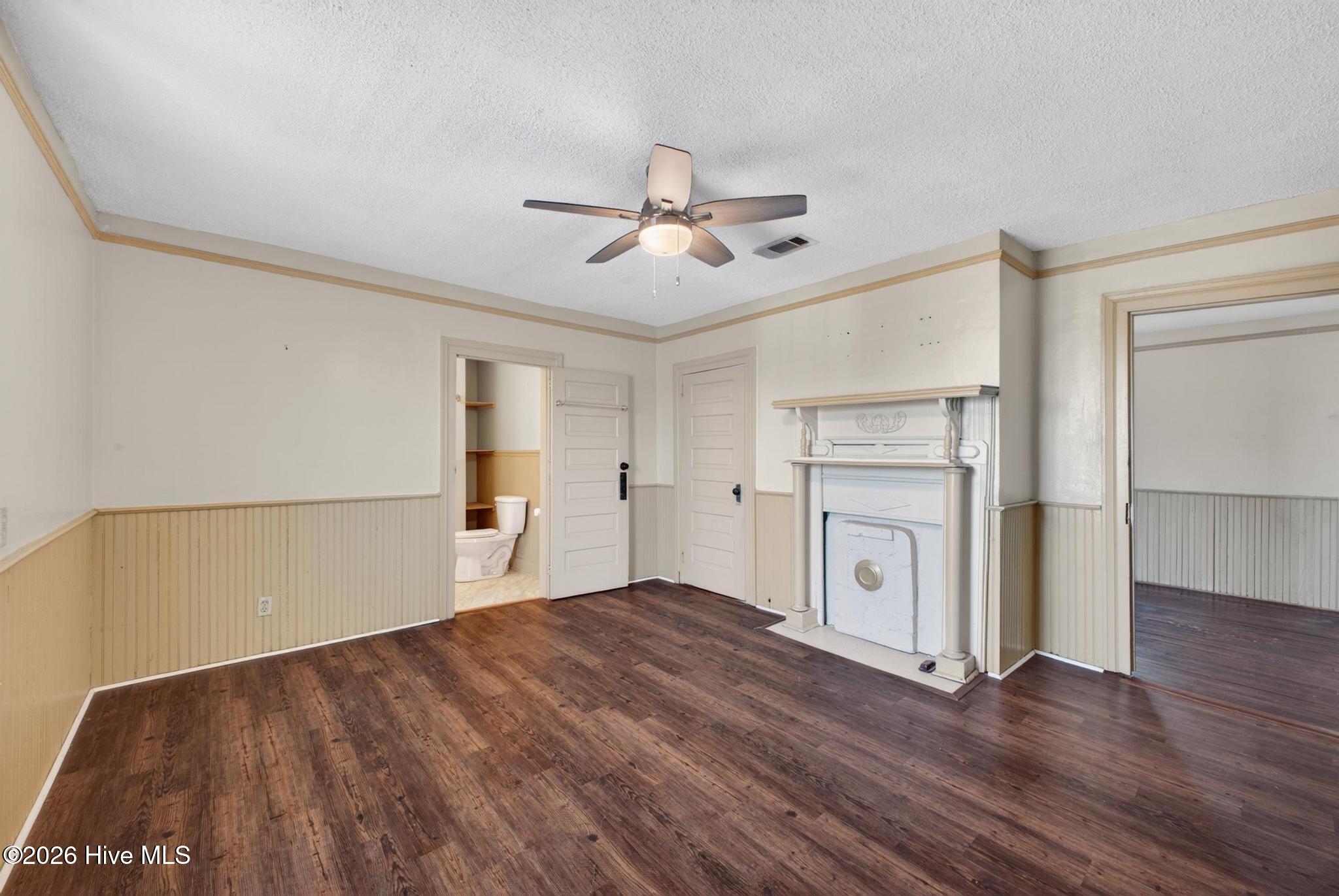 1102 Phillips Street Property Photo 32