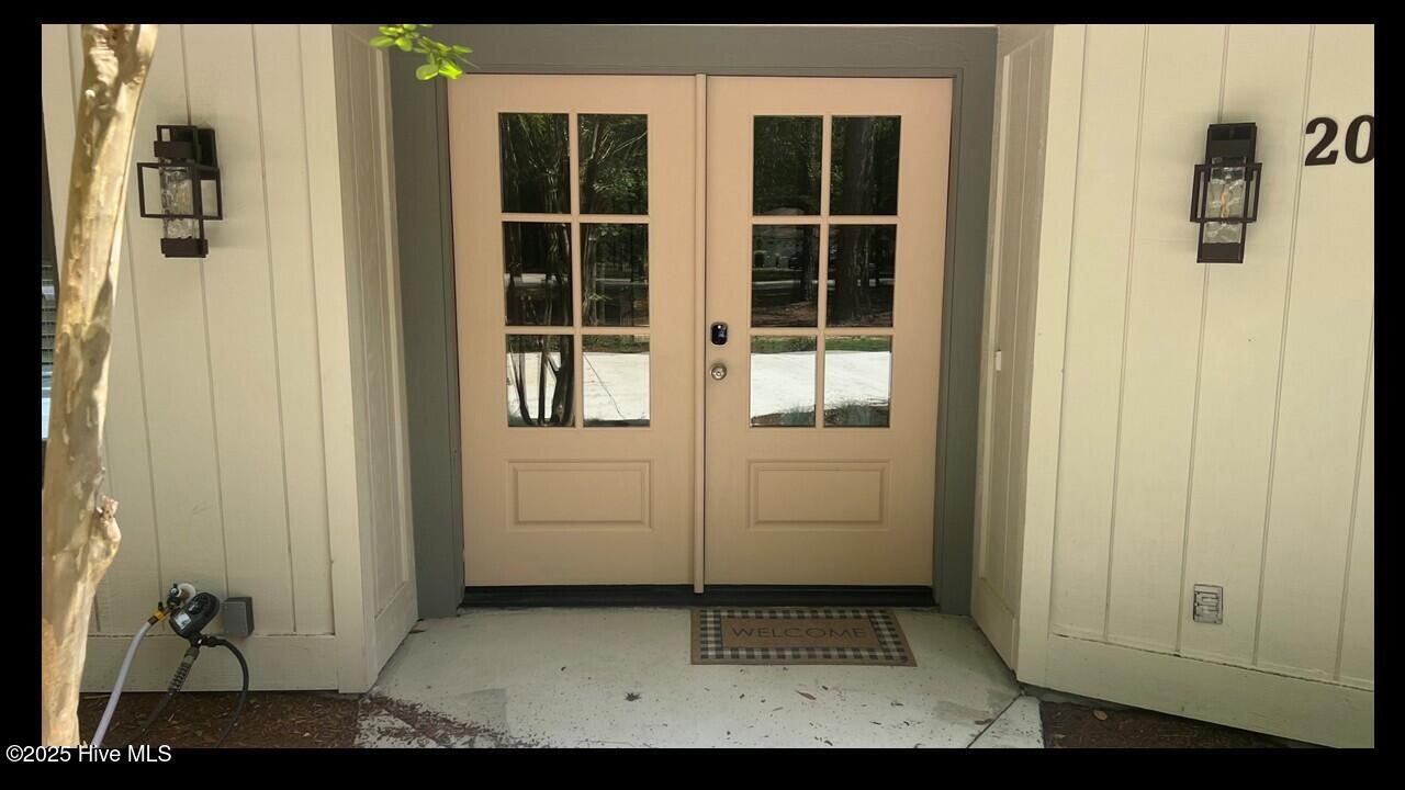 20 Sunfield Drive Property Photo 3