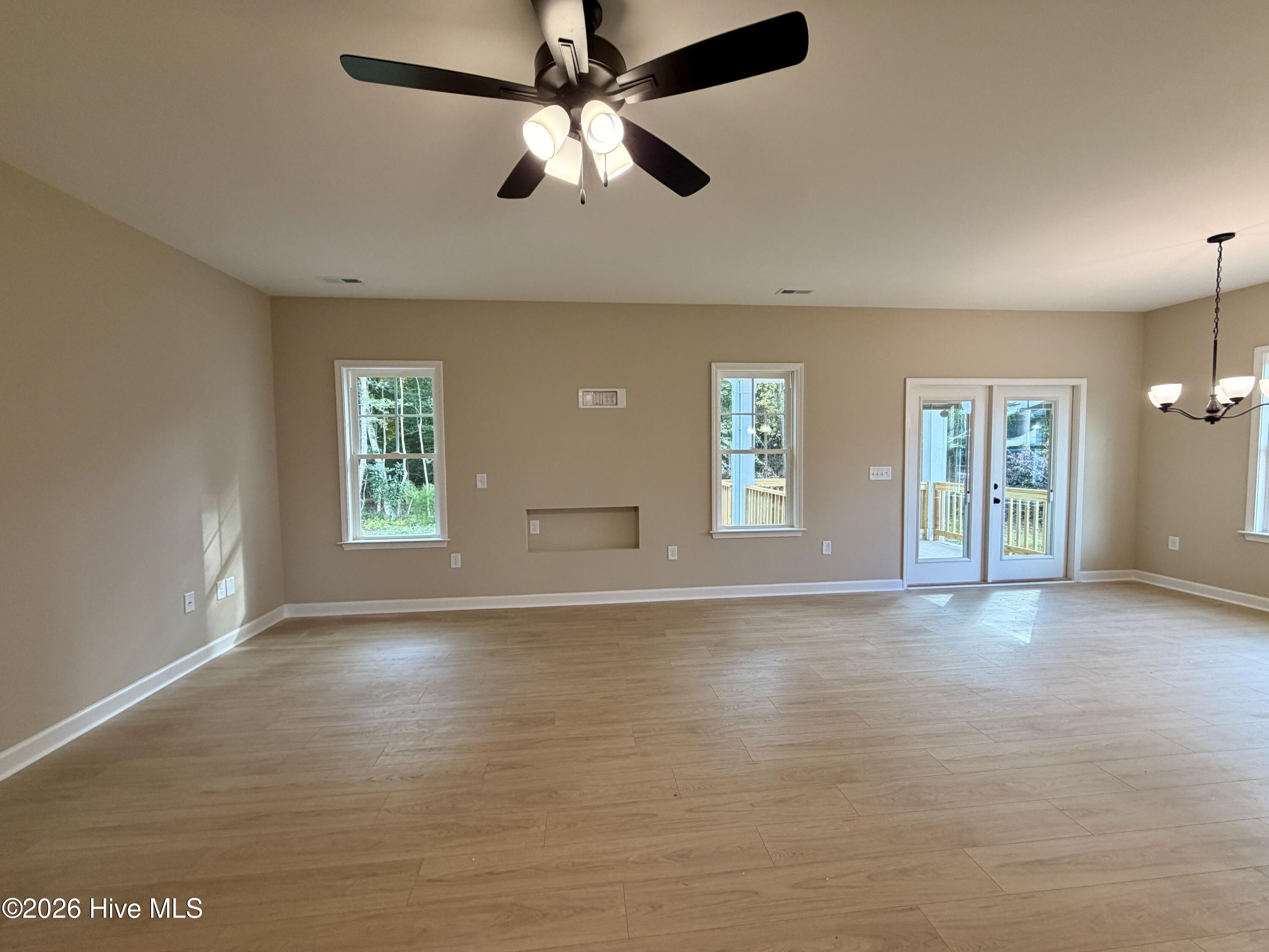 3704 Huntcliff Drive Property Photo 5