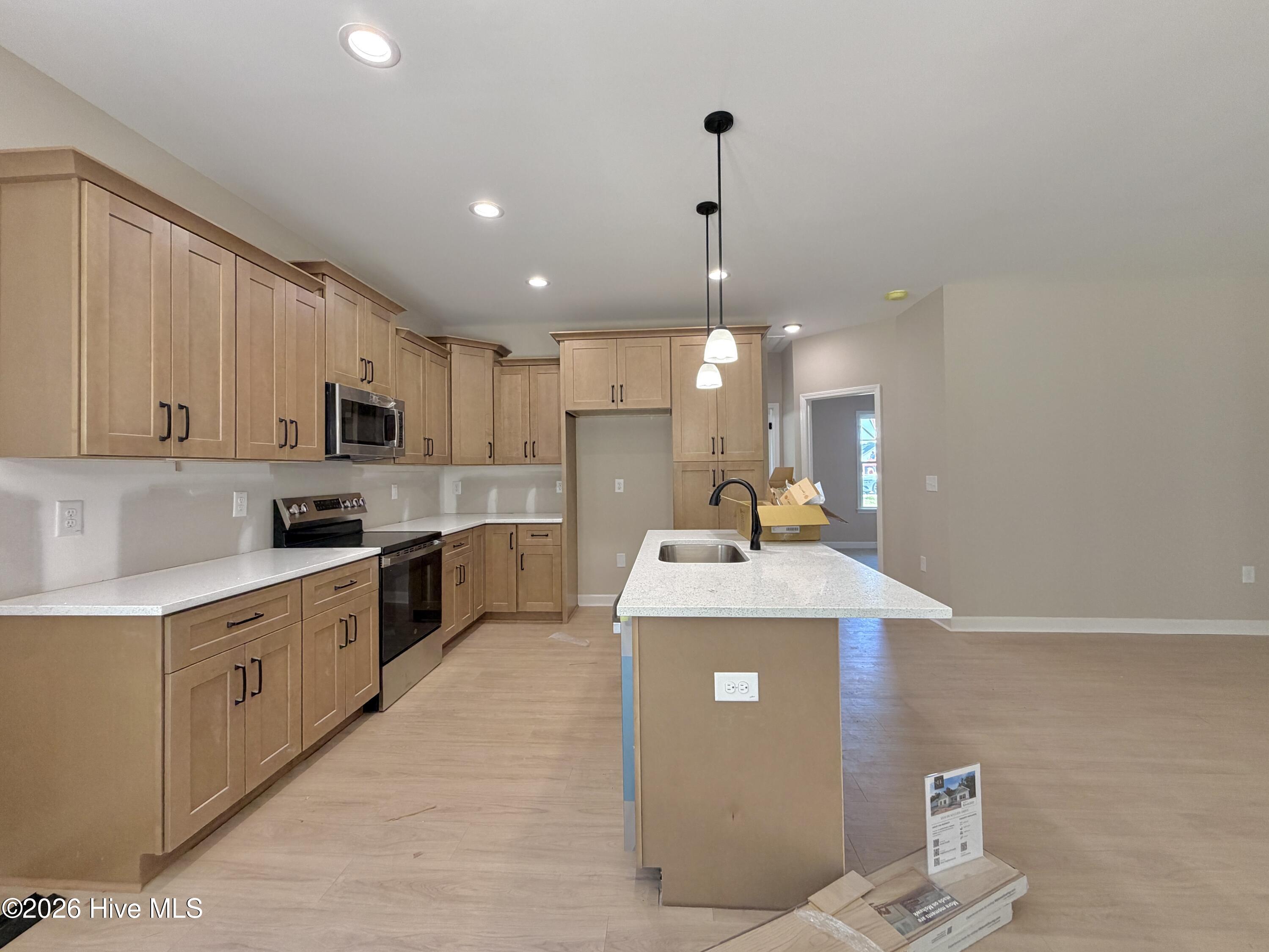 3704 Huntcliff Drive Property Photo 7