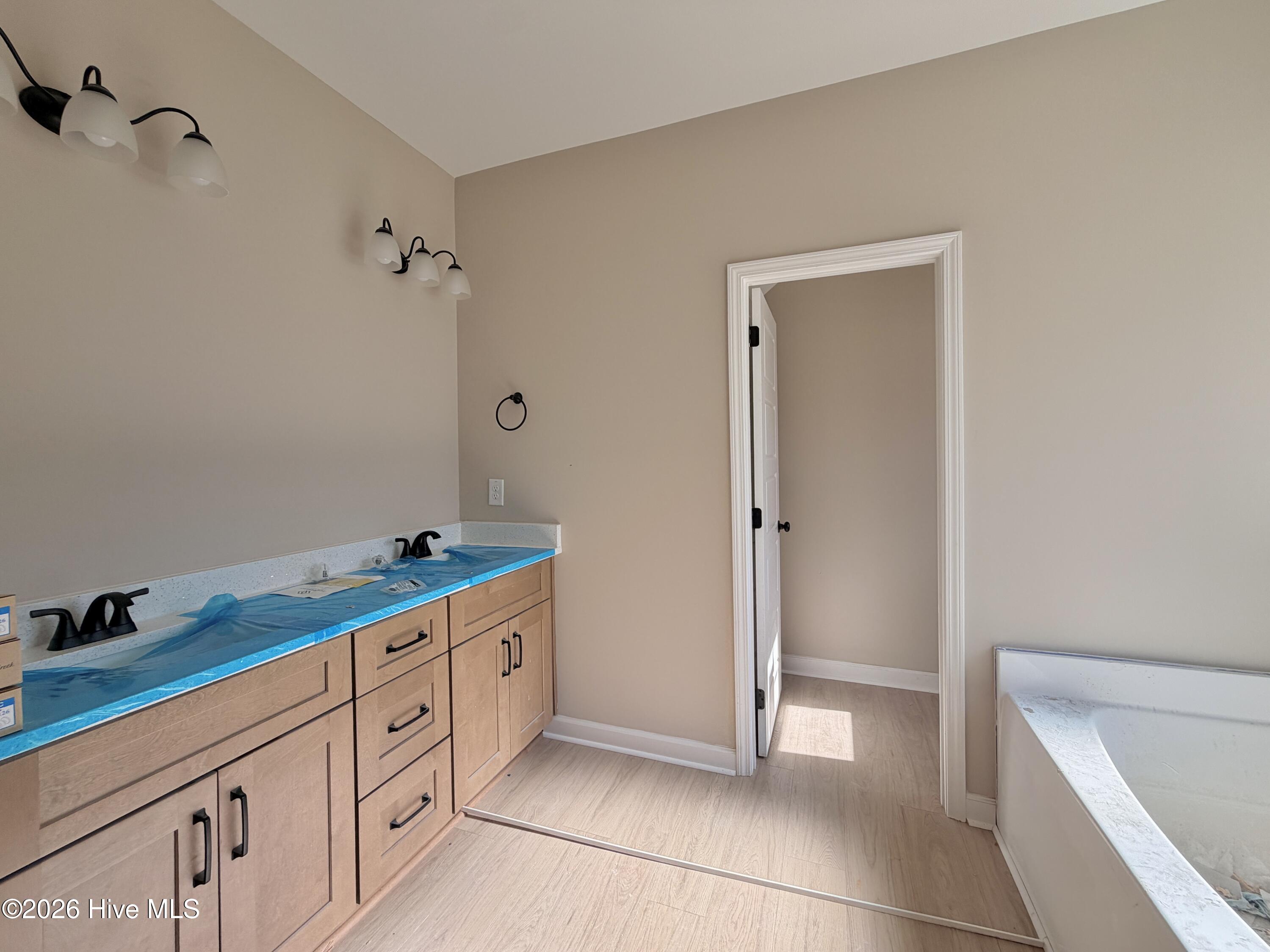 3704 Huntcliff Drive Property Photo 16