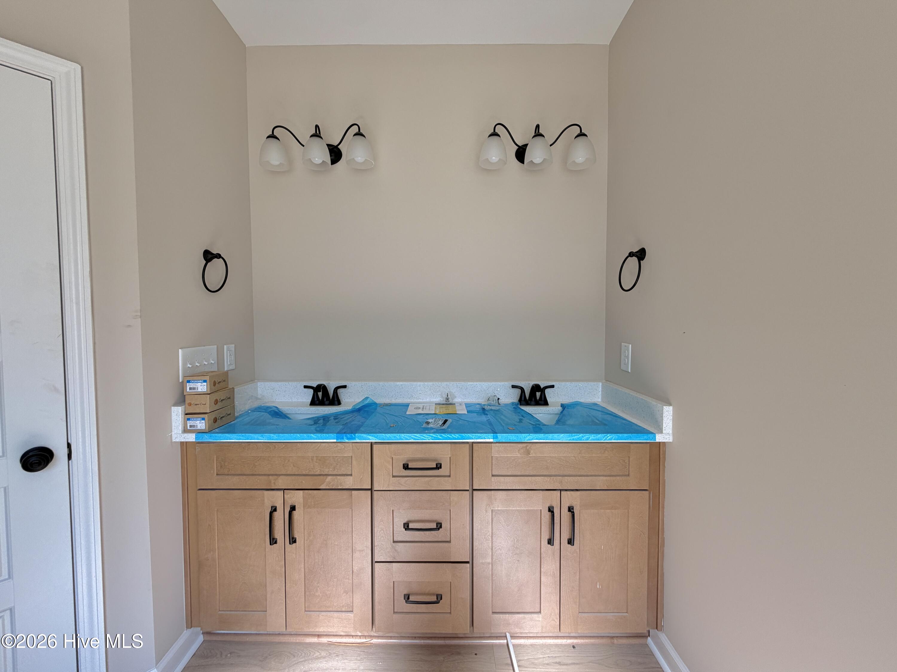 3704 Huntcliff Drive Property Photo 18