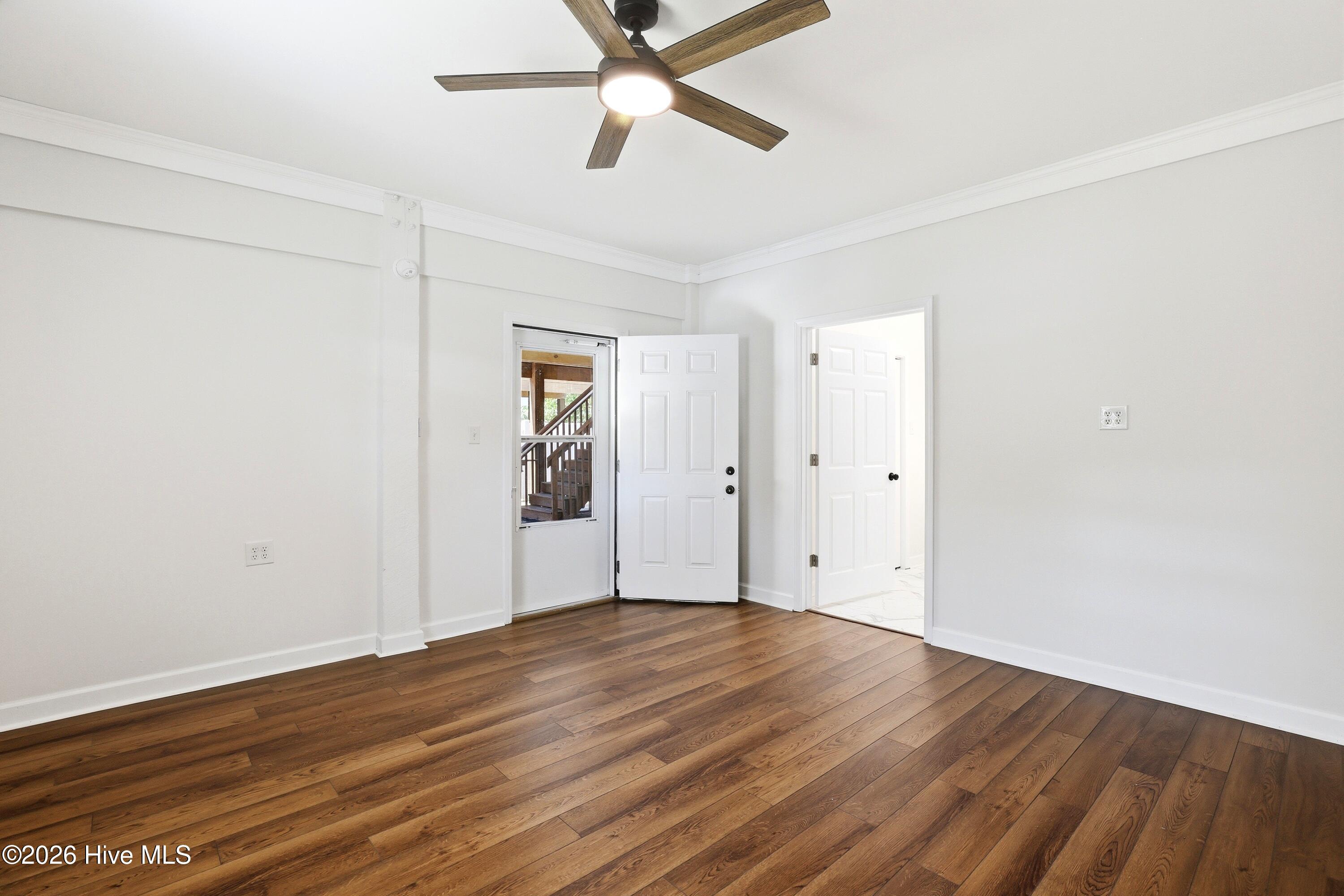 332 Ne 52nd Street Property Photo 29