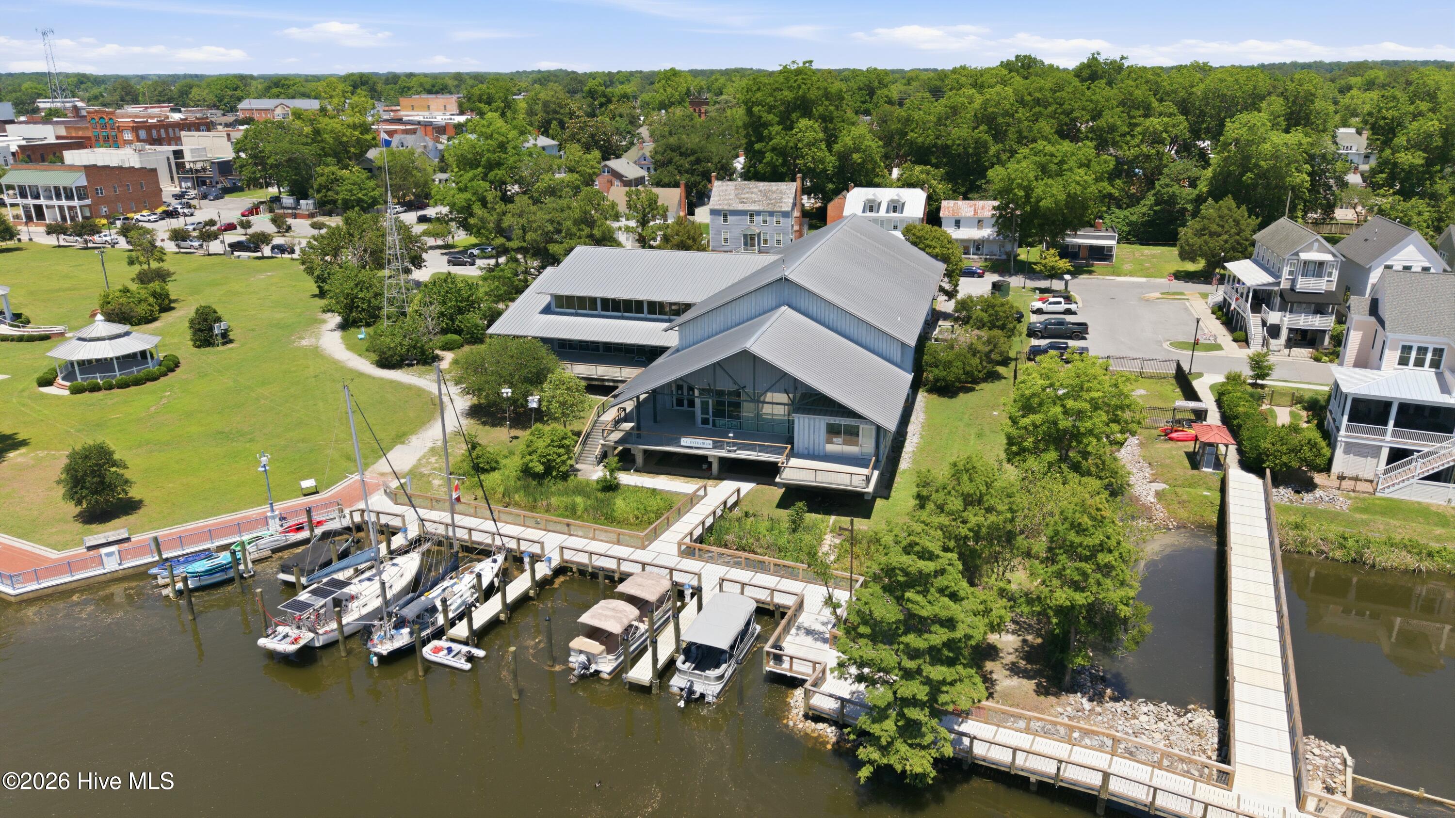 227 E Water Street Dock A Property Photo 18