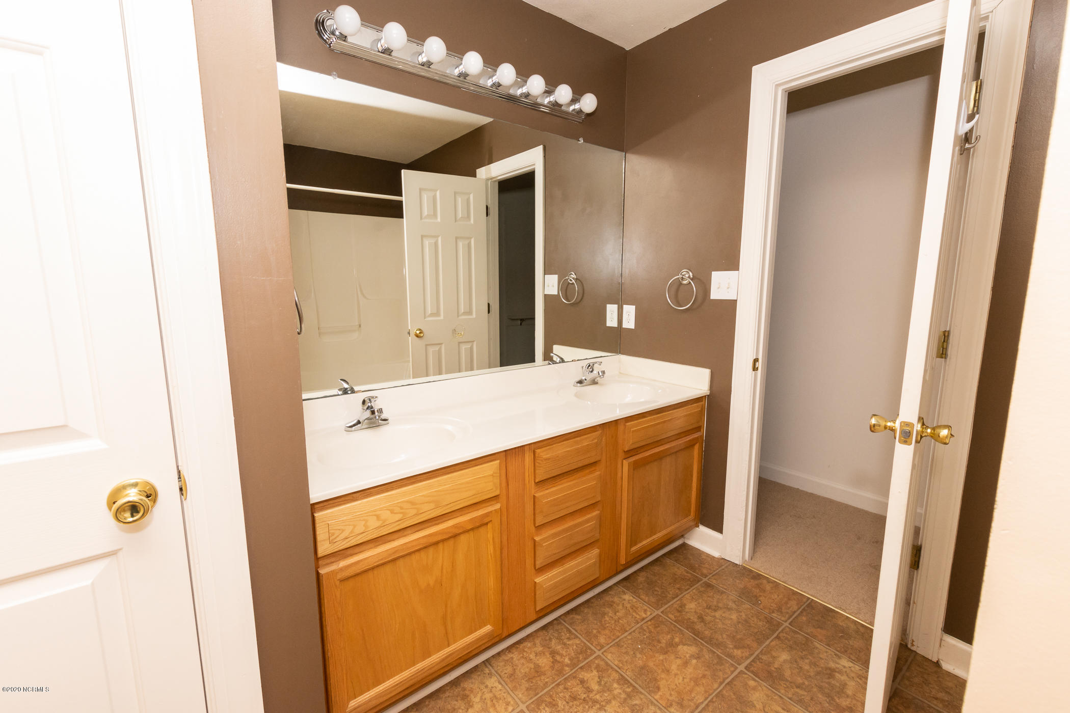 104 Streamwood Drive Property Photo 17