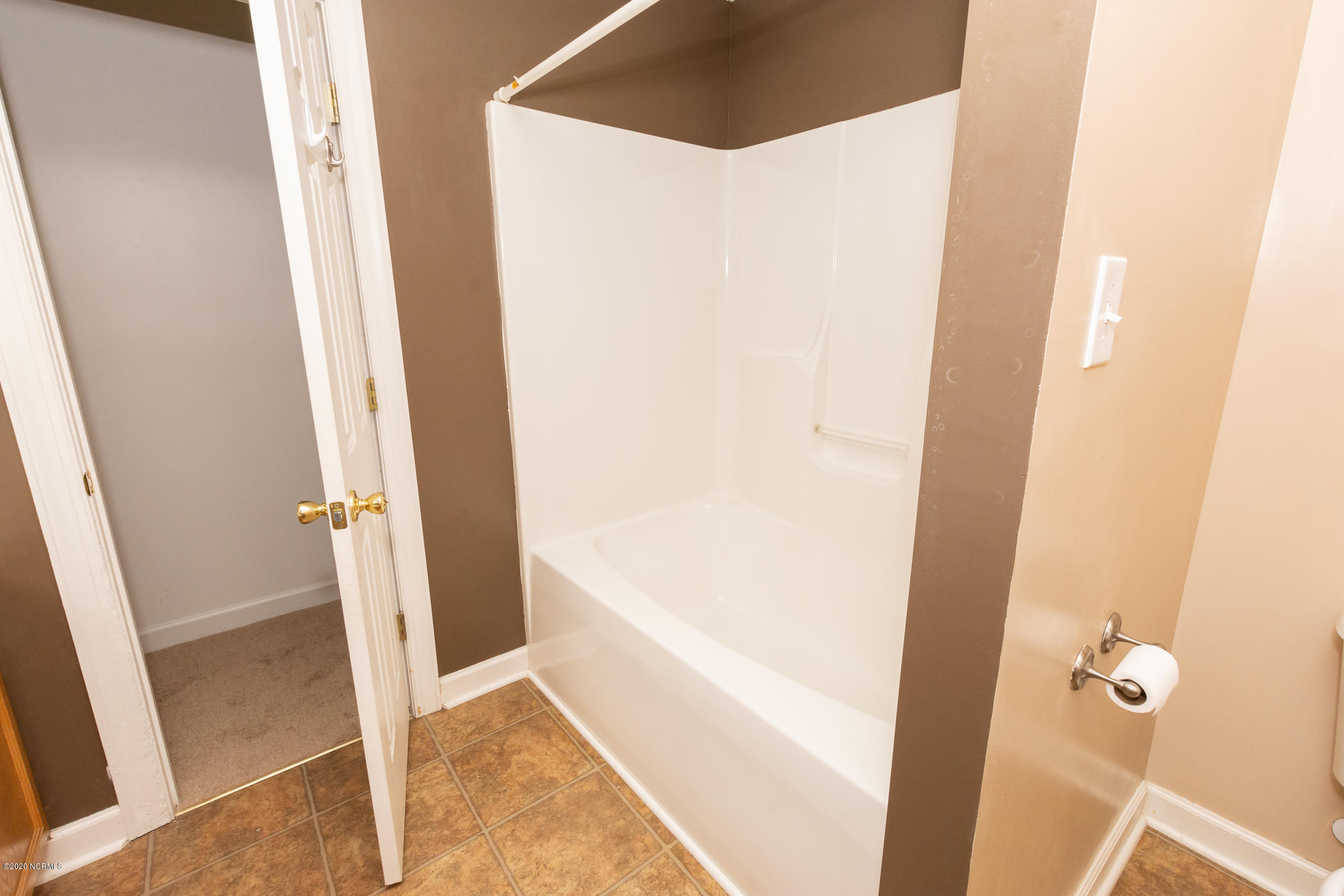 104 Streamwood Drive Property Photo 18
