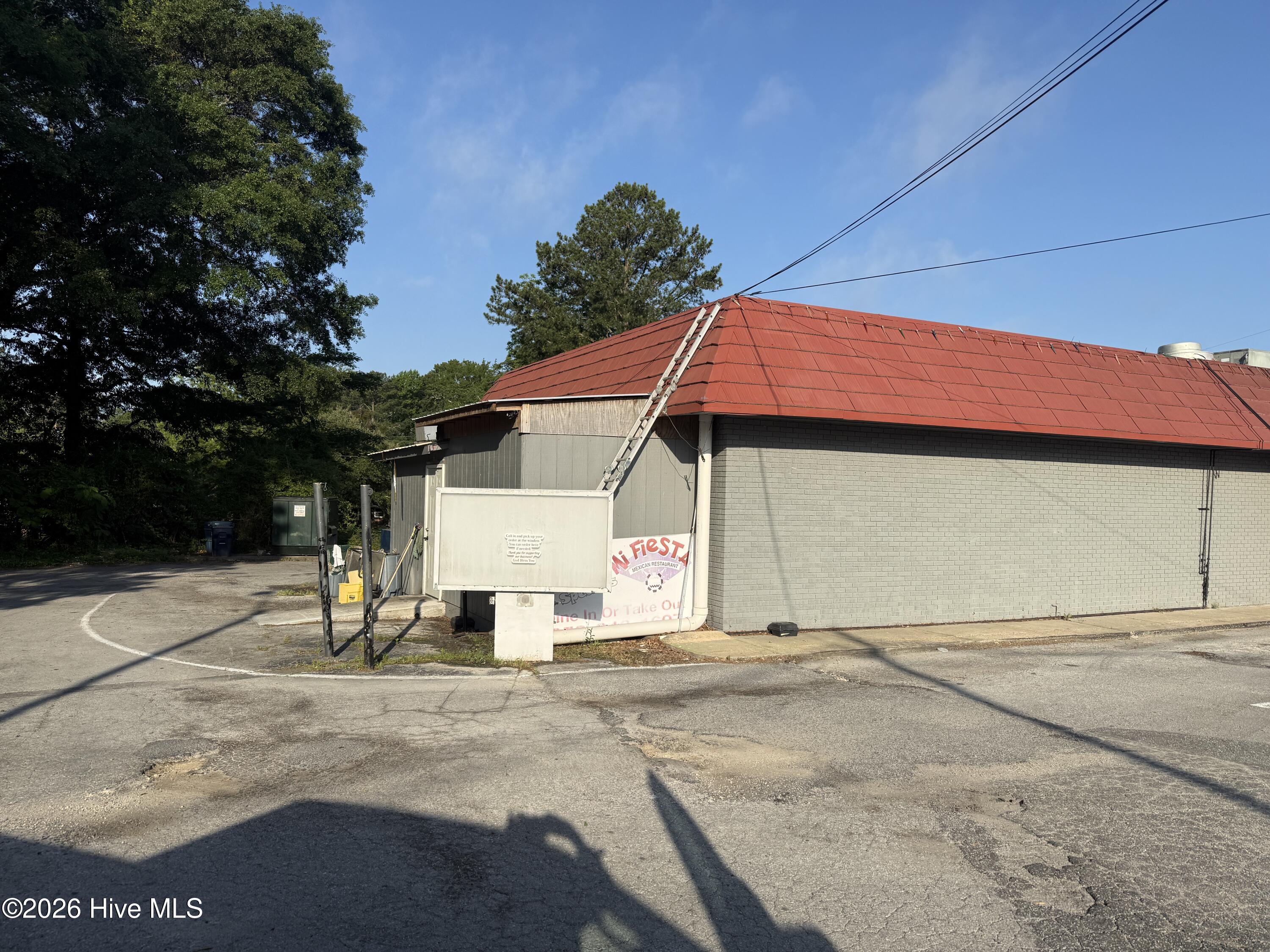 1115 John Small Avenue Property Photo 21