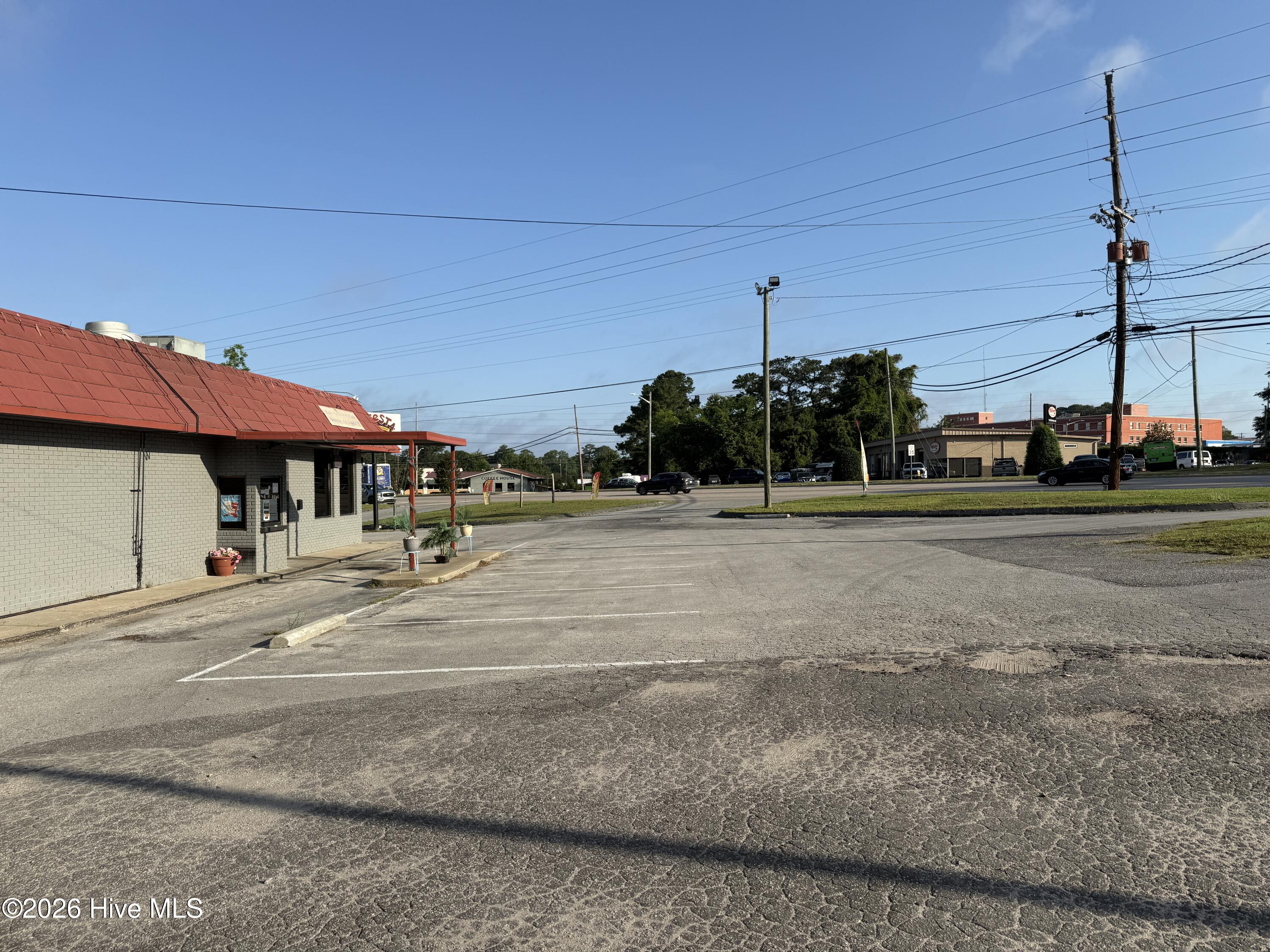1115 John Small Avenue Property Photo 23