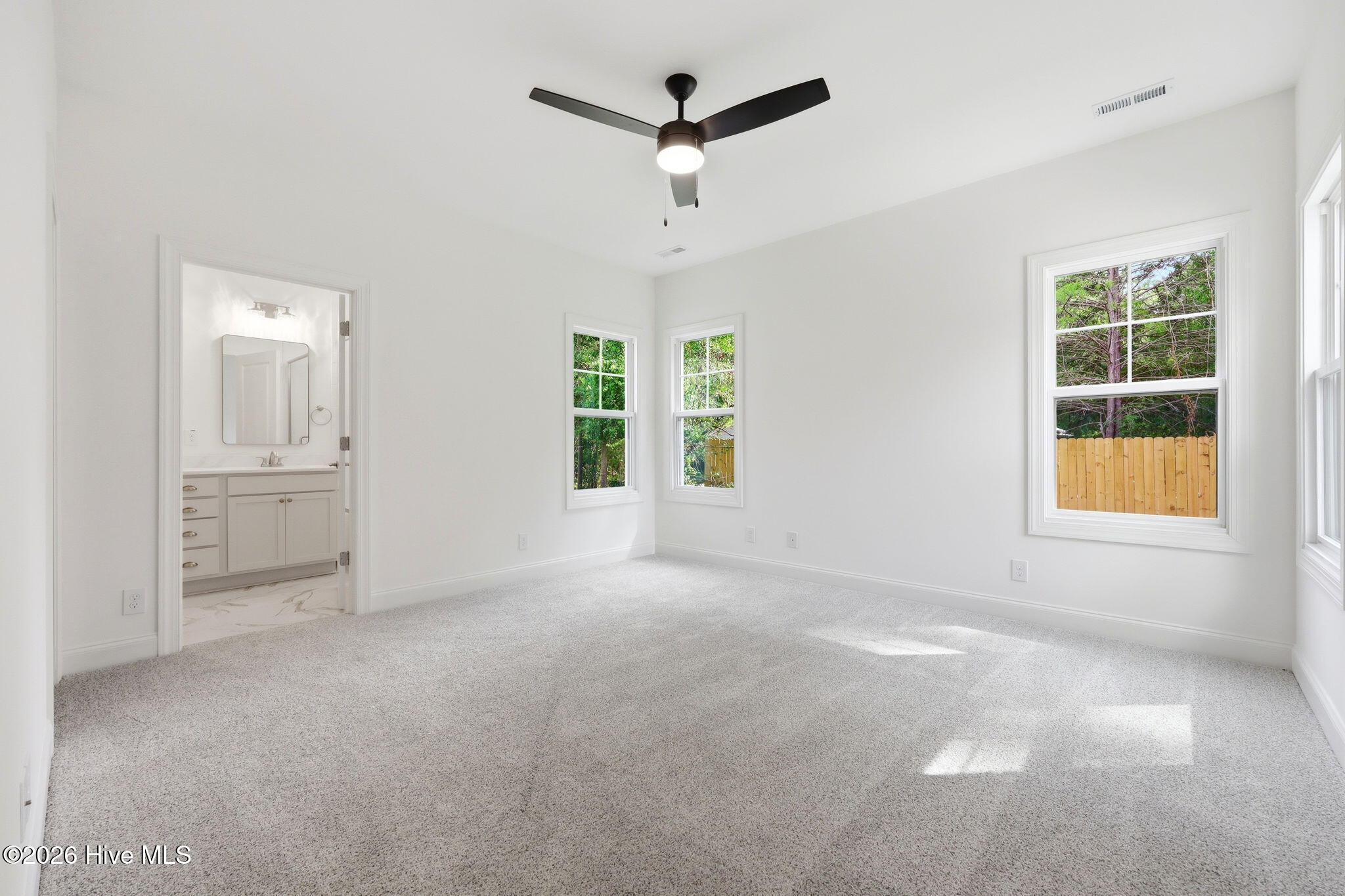 228 Telluride Court Property Photo 7